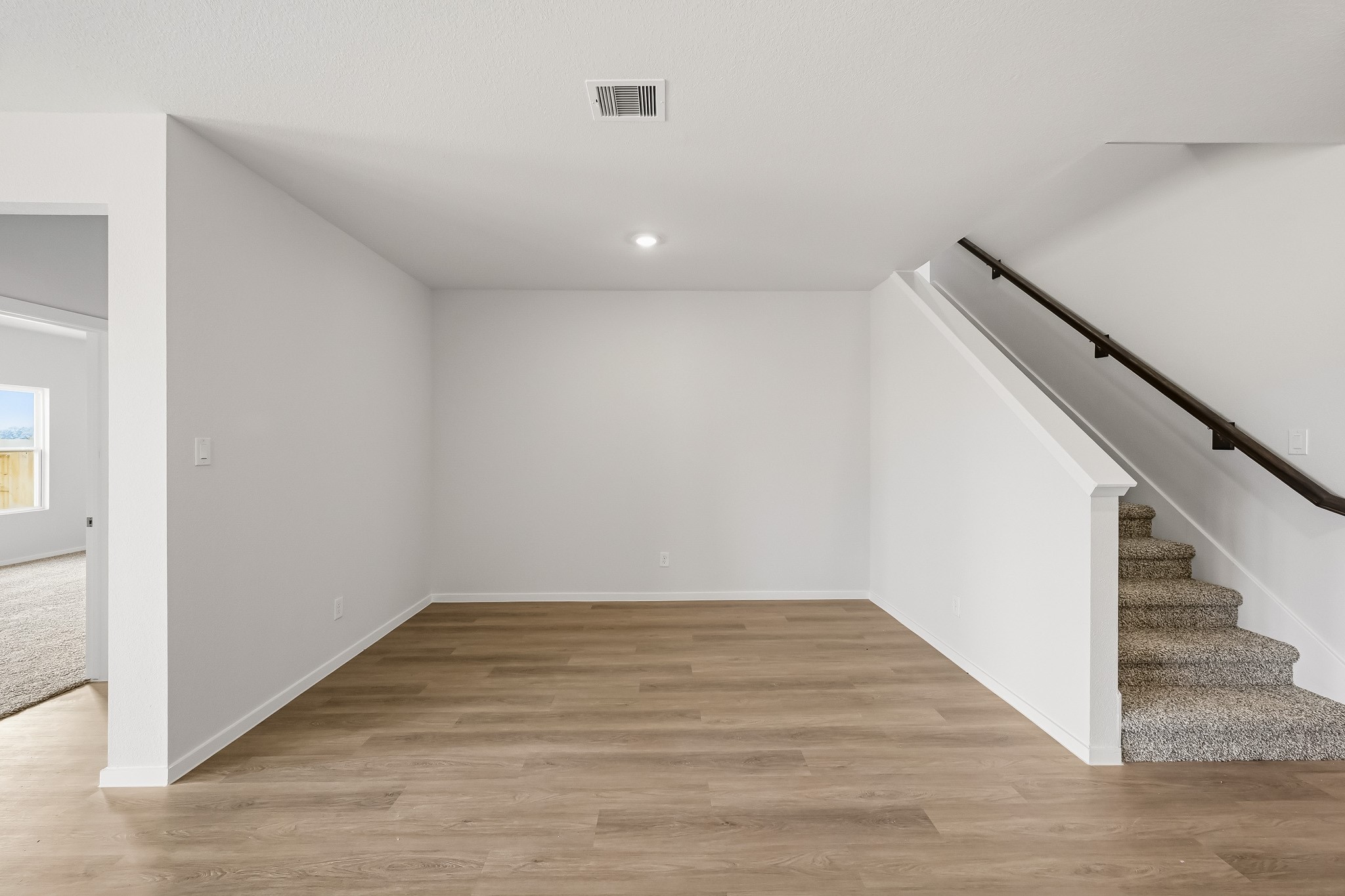 304 Tall Birch Lane Property Photo 10