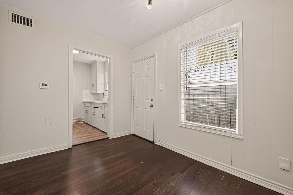 2420 Mcduffie Street 5 Property Photo 4