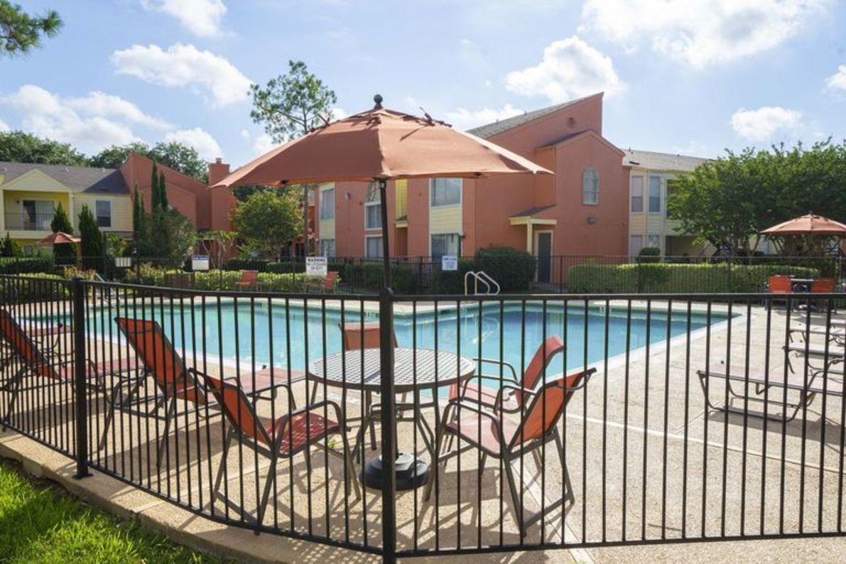 2801 N Broadmead 603 Property Photo 8