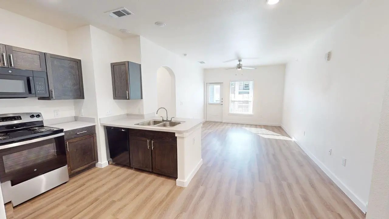 3500 Magic Drive Property Photo 3