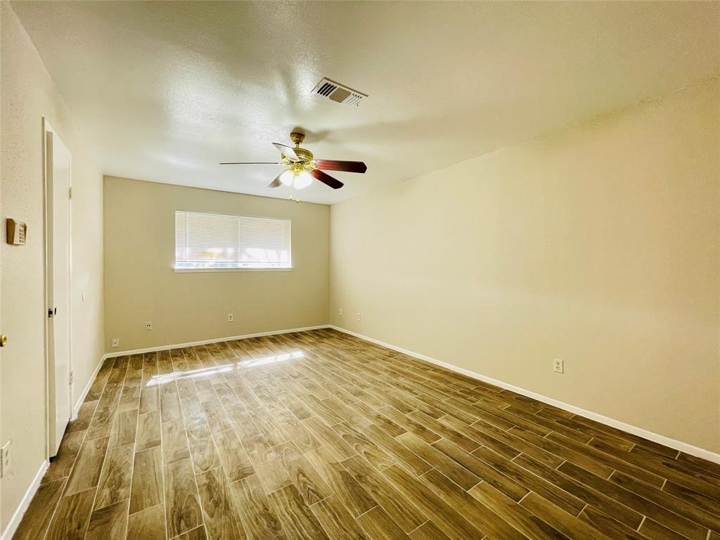 12713 Lima Drive Property Photo 6