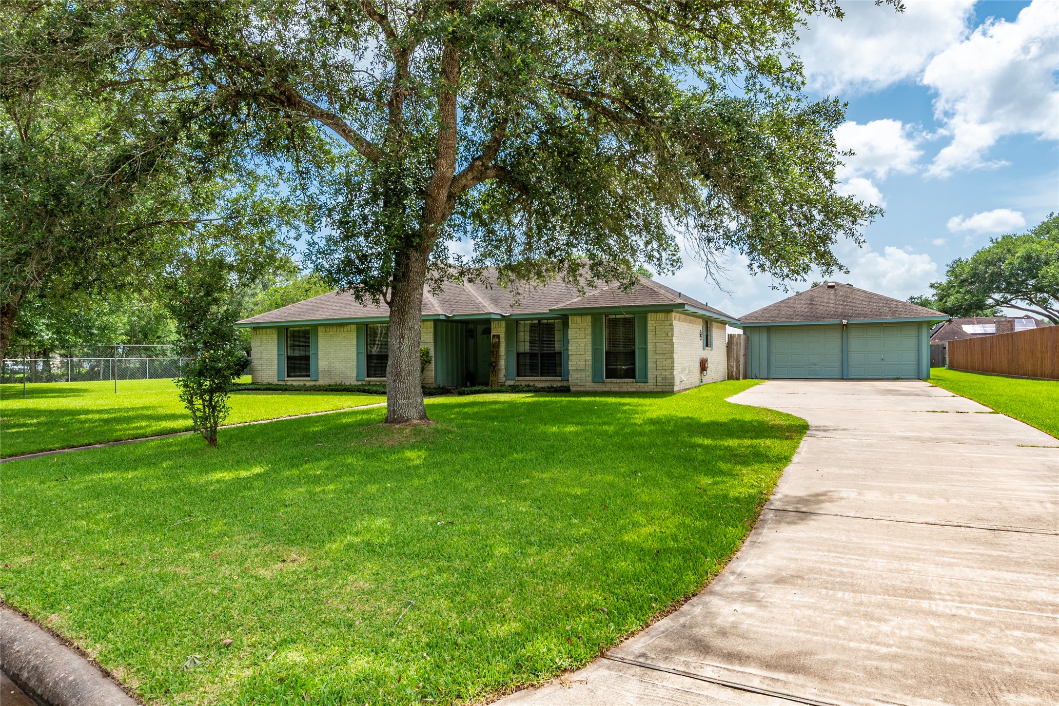 3710 Ridgecrest Court Property Photo 1