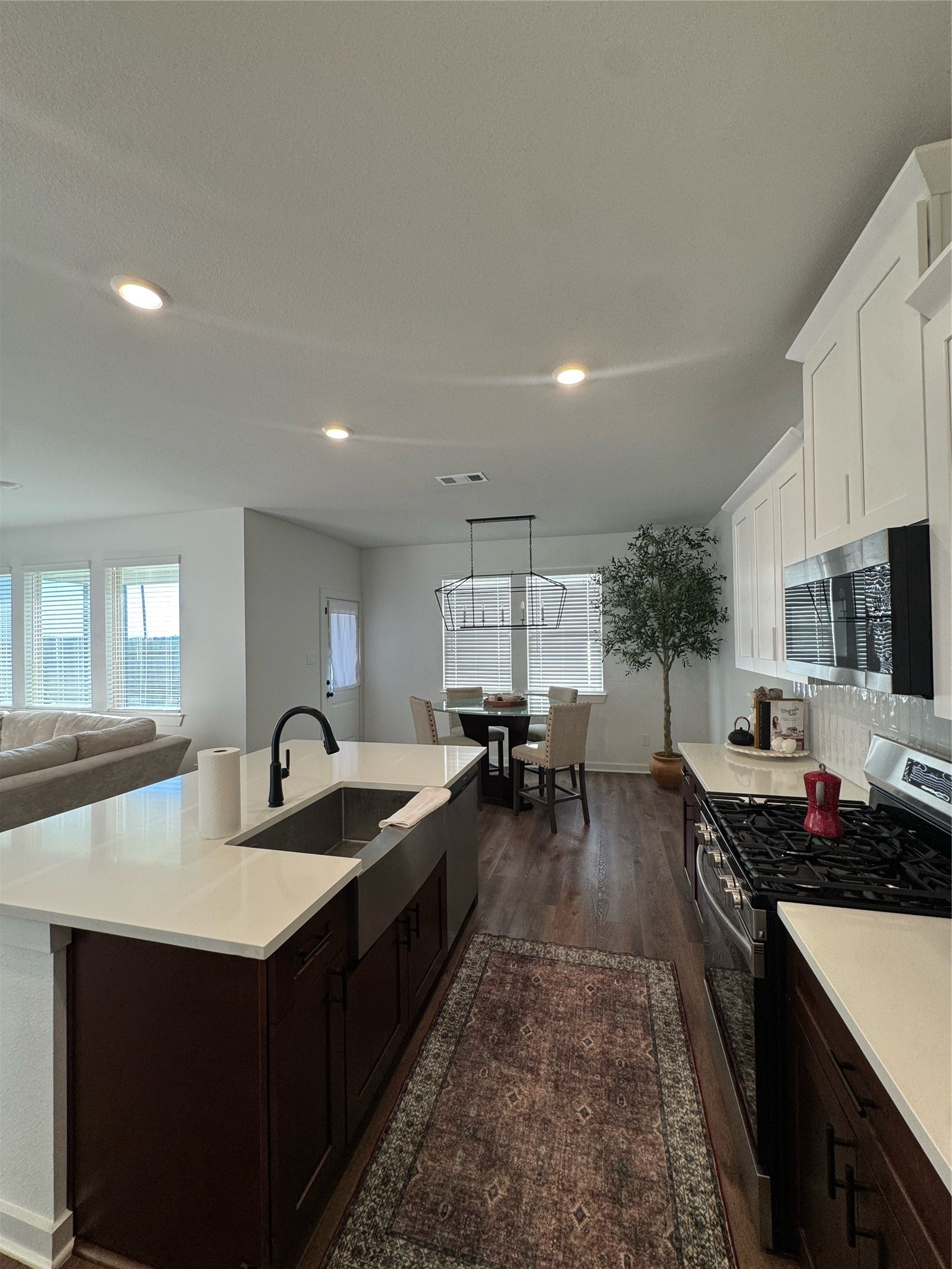6630 Escondido Drive Property Photo 10
