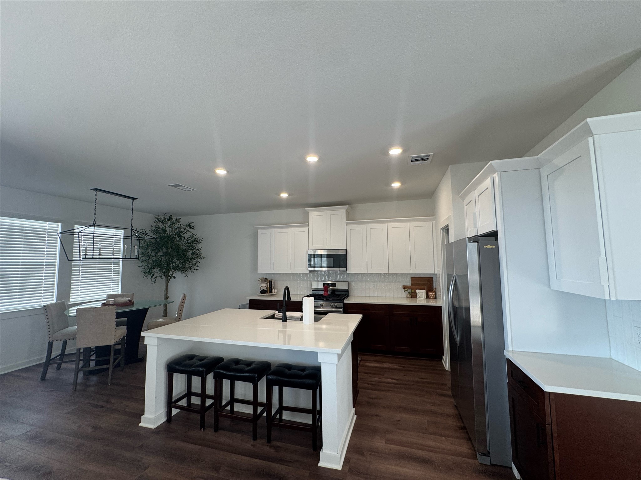 6630 Escondido Drive Property Photo 11