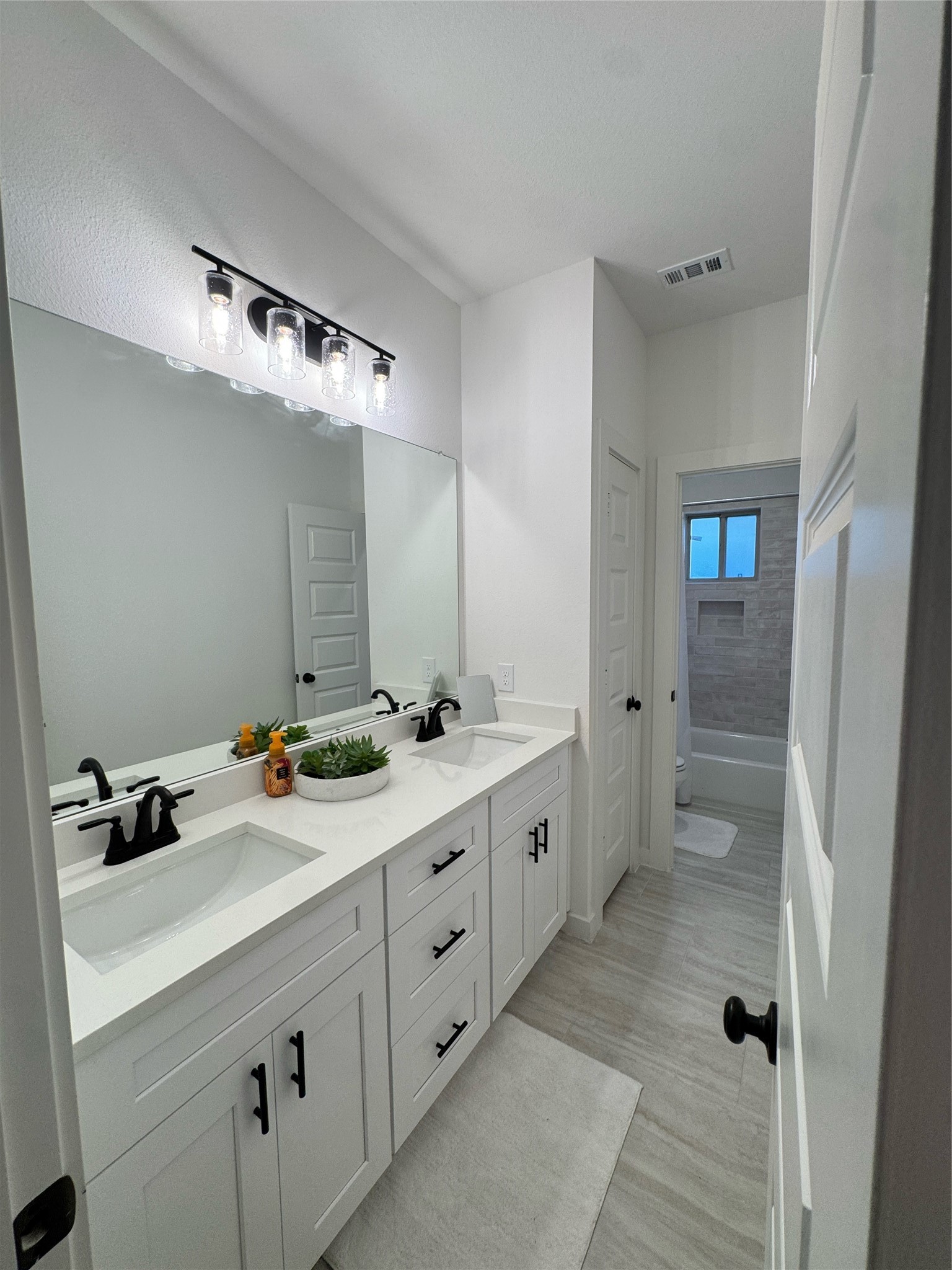 6630 Escondido Drive Property Photo 28
