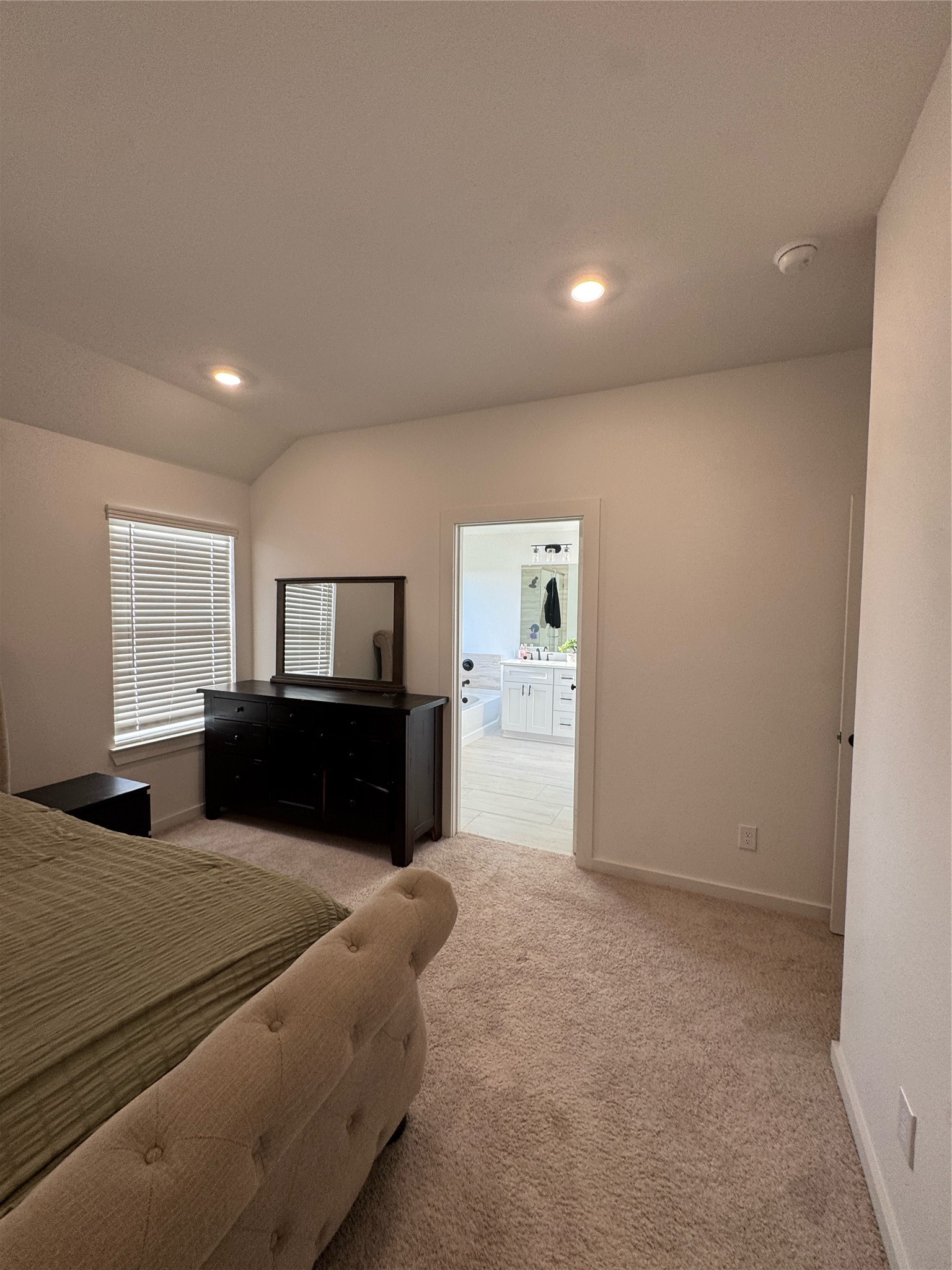 6630 Escondido Drive Property Photo 41