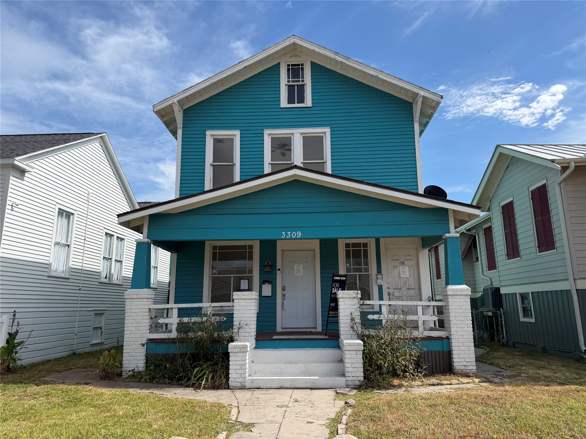 3309 Bernardo De Galvez Avenue Property Photo 1