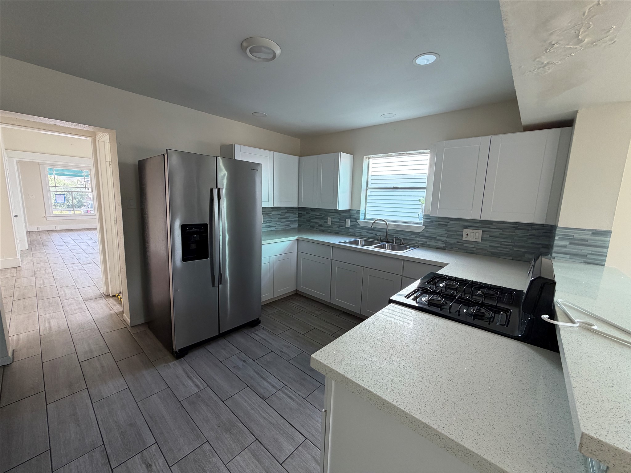 3309 Bernardo De Galvez Avenue Property Photo 11
