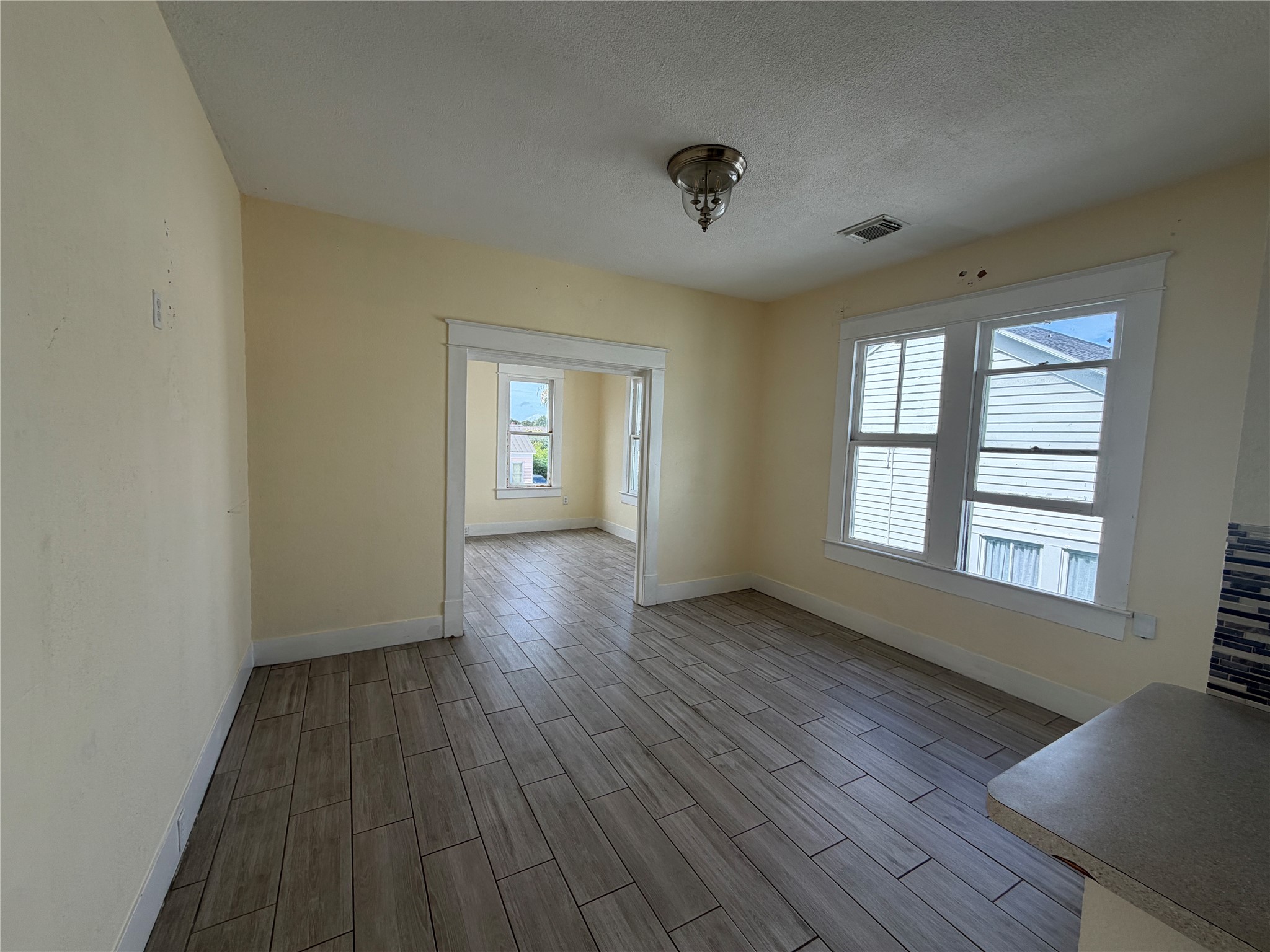 3309 Bernardo De Galvez Avenue Property Photo 18