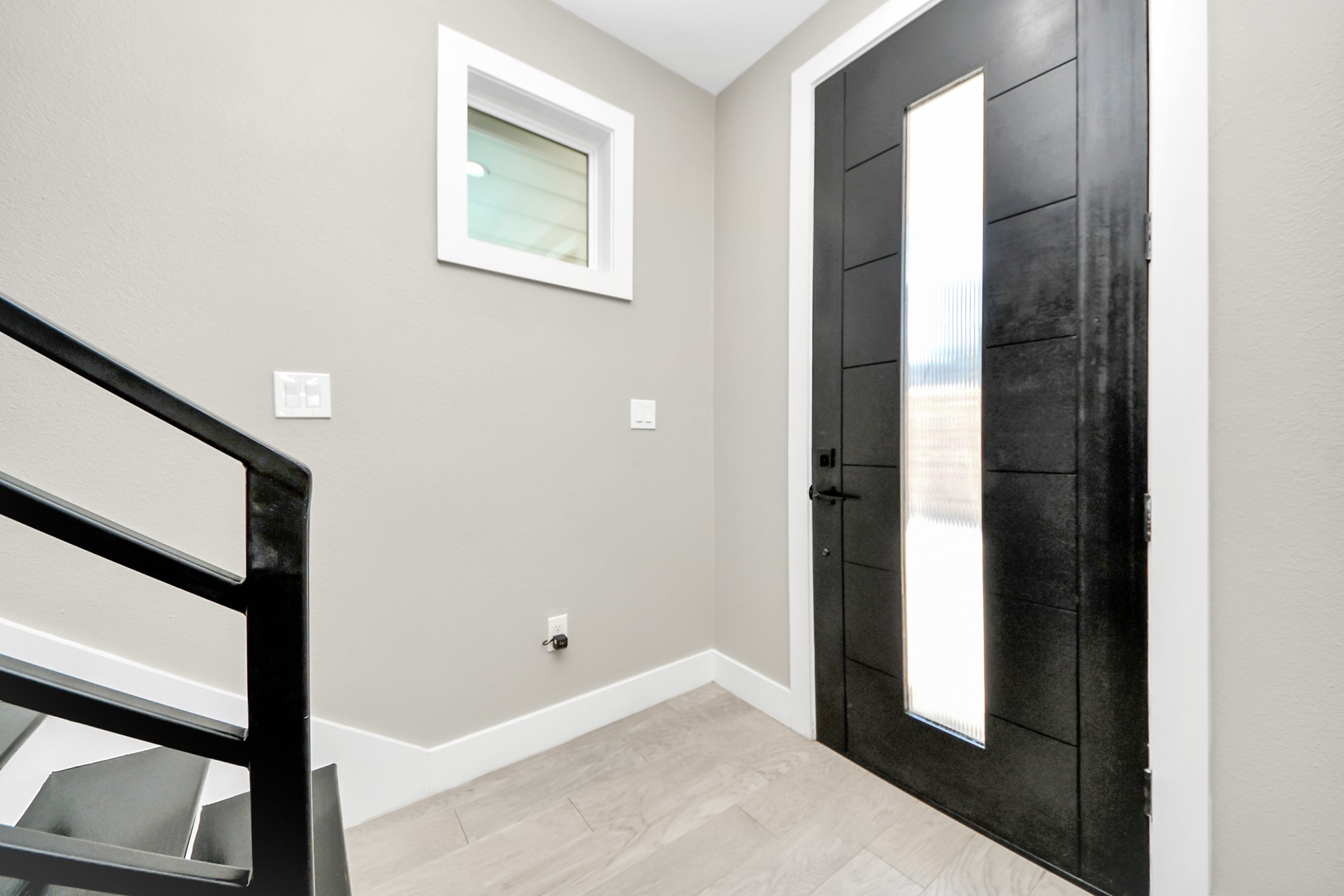 1805 Blodgett Street Property Photo 3