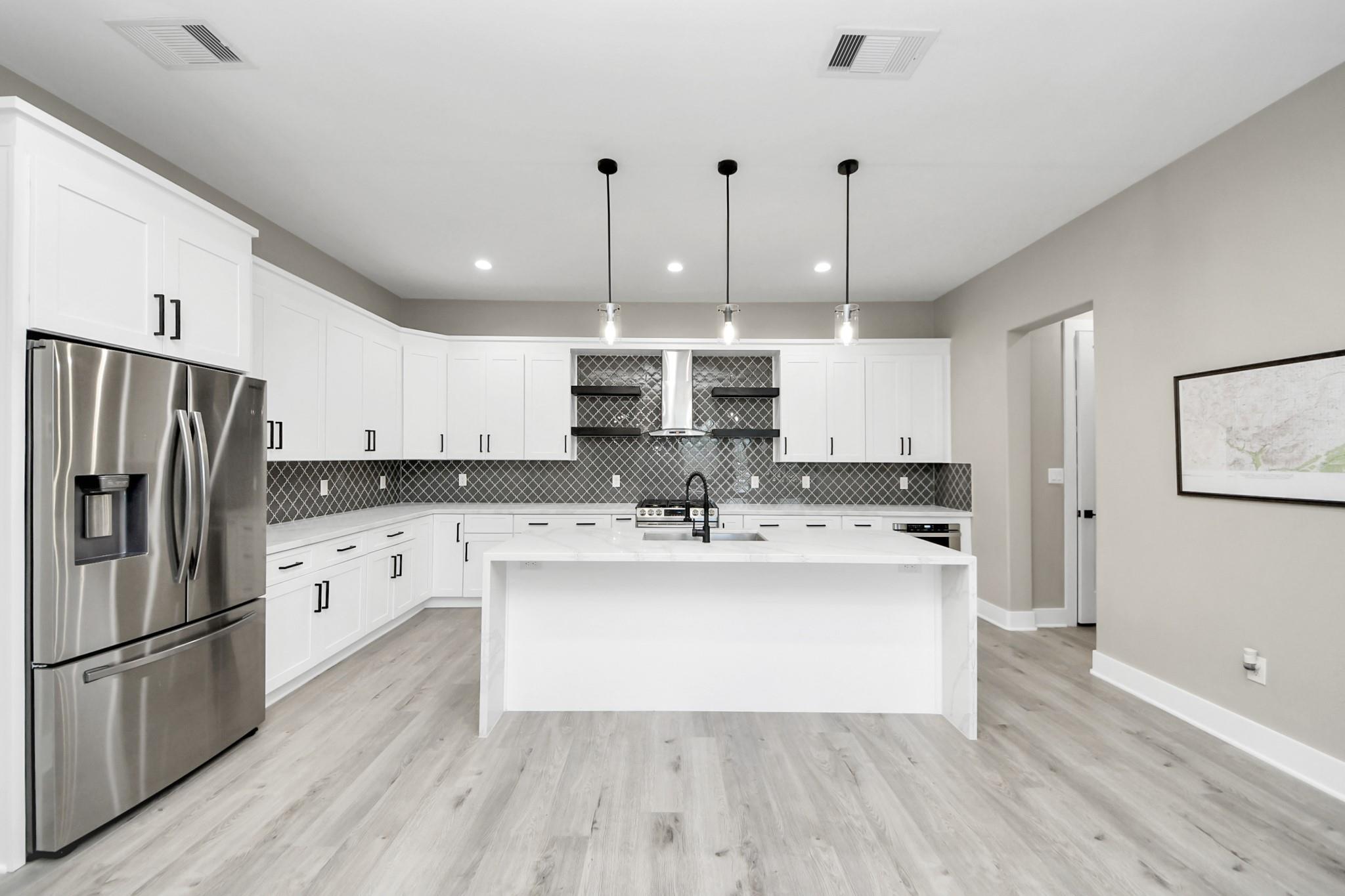 1805 Blodgett Street Property Photo 9