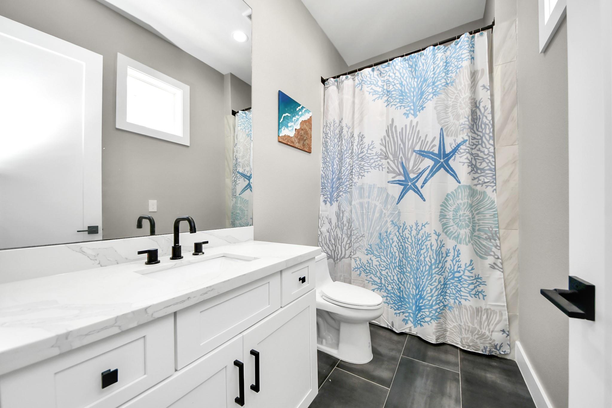 1805 Blodgett Street Property Photo 22