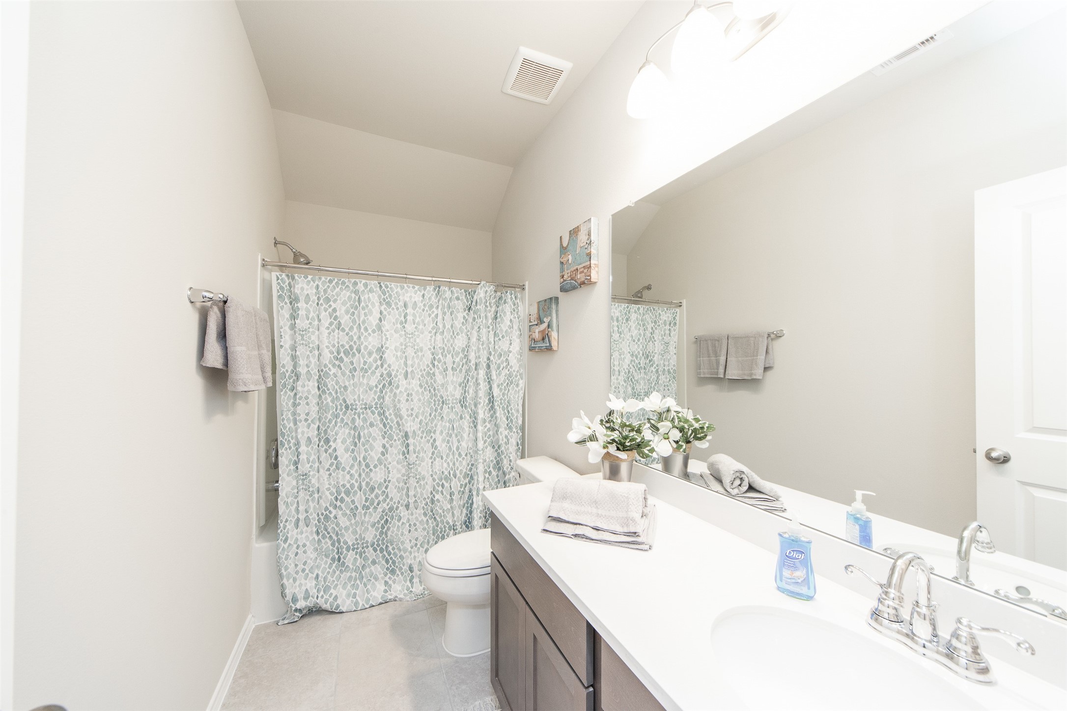 1915 Meadow Trail Drive Property Photo 25