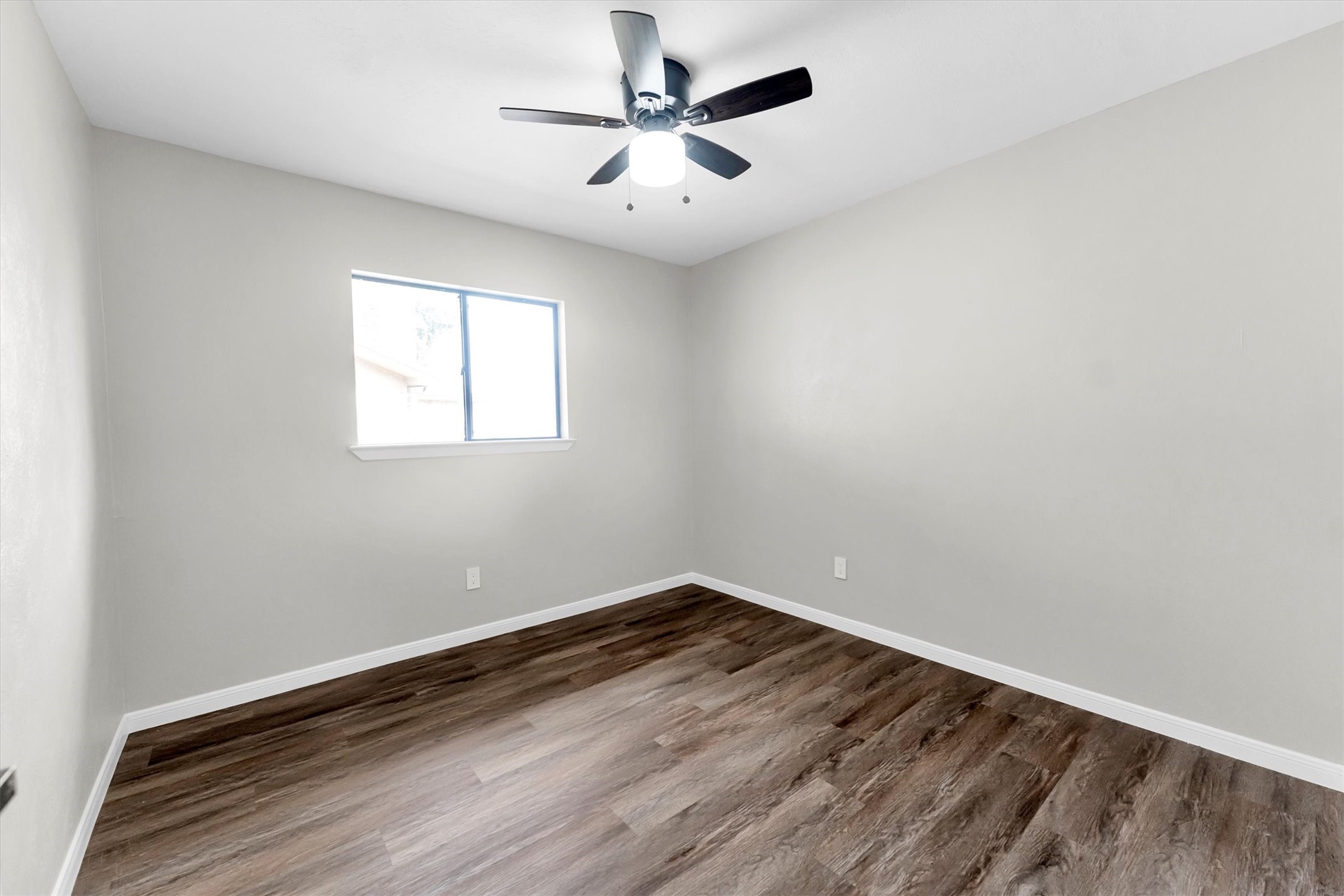 18330 Navajo Trail Drive Property Photo 12