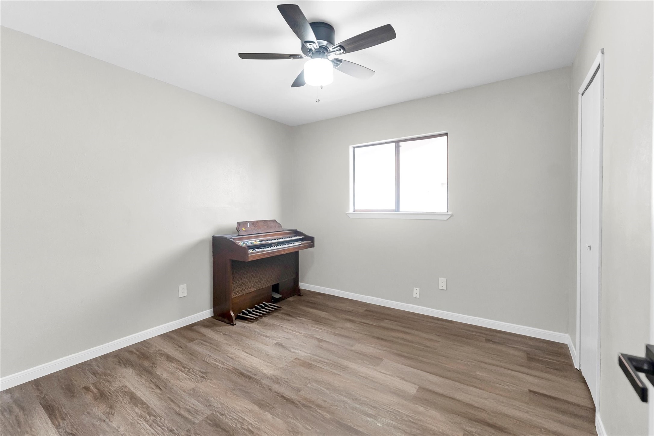 18330 Navajo Trail Drive Property Photo 13