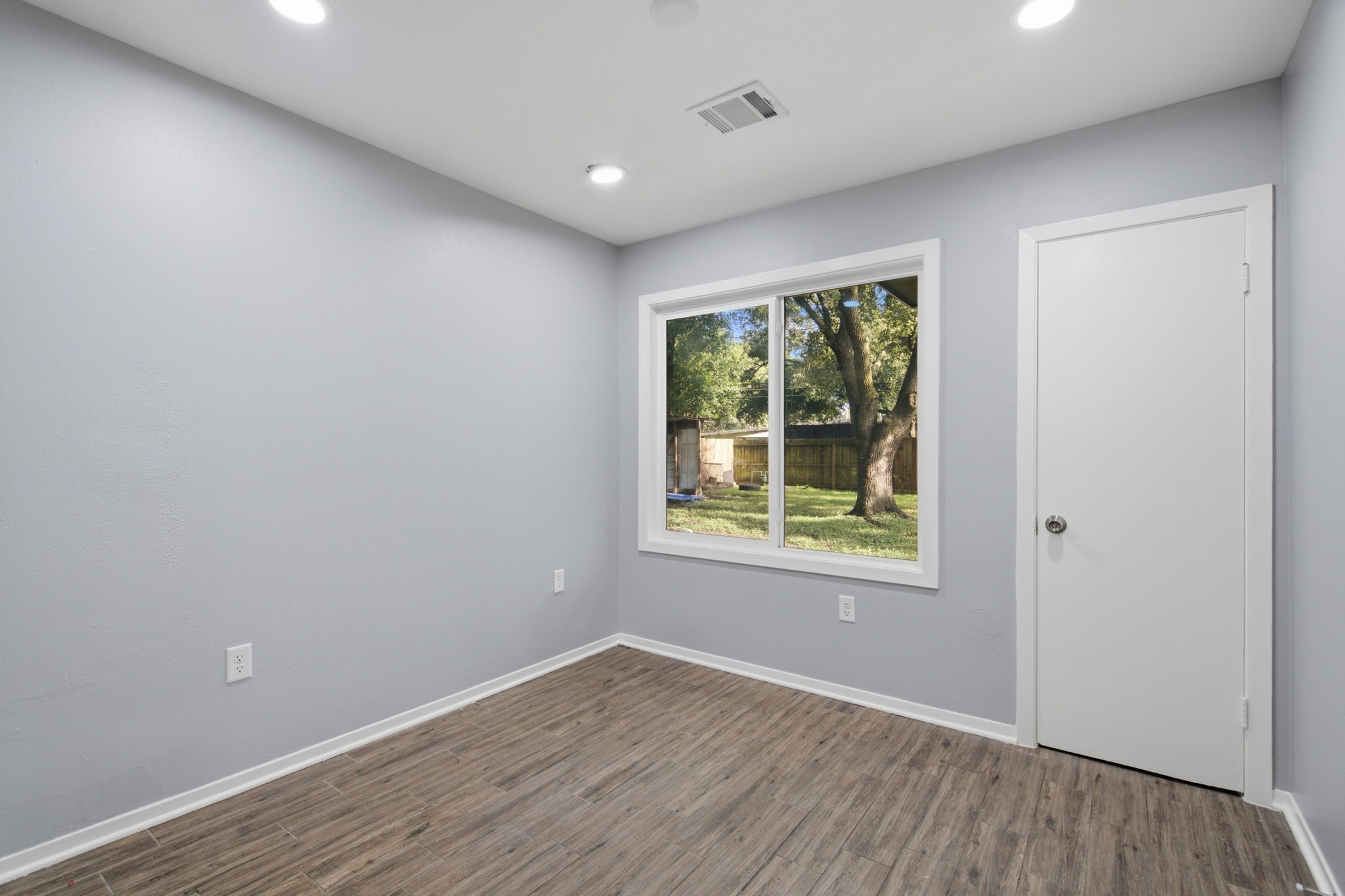 7022 Neff Street Property Photo 6