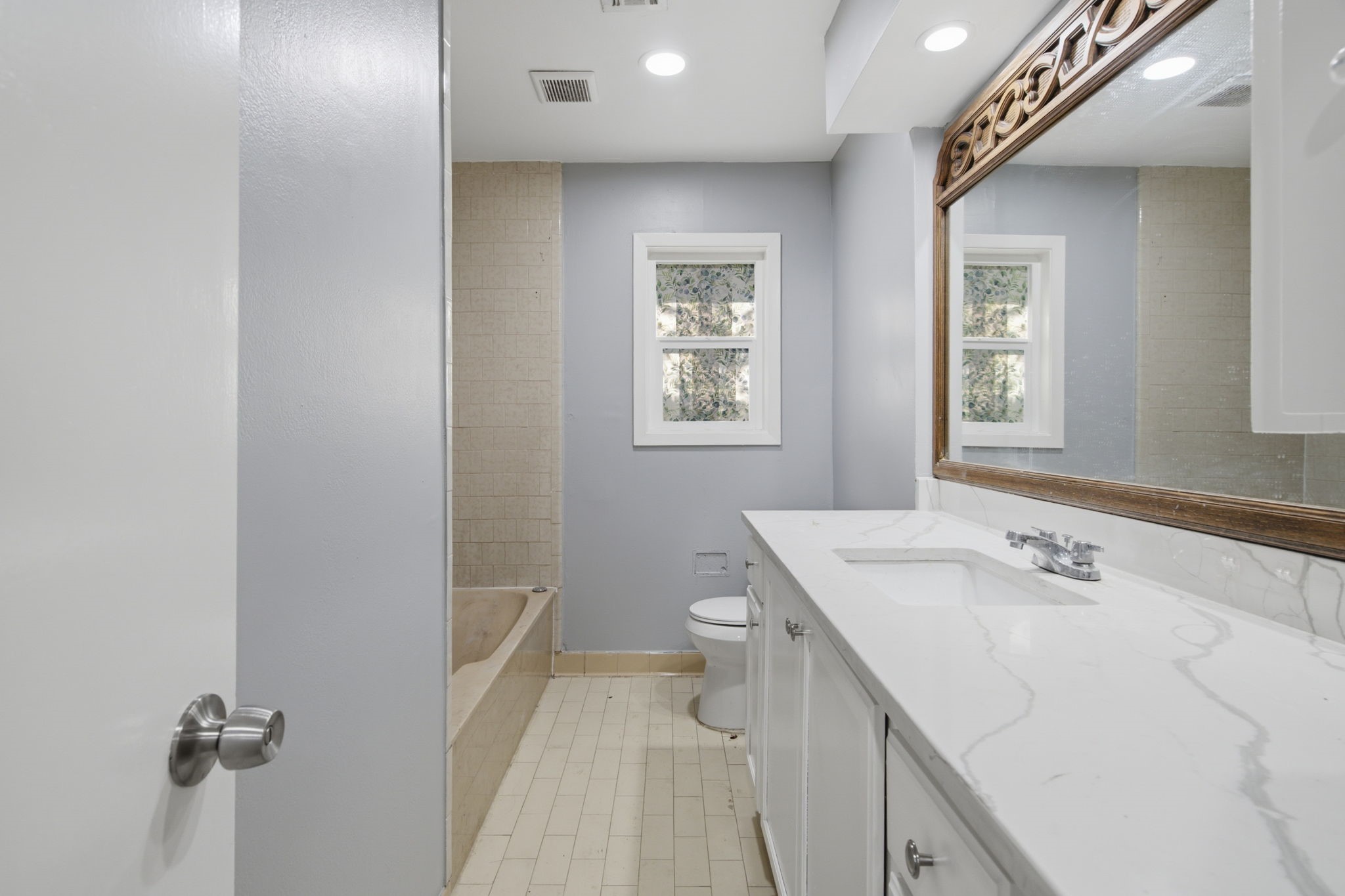 7022 Neff Street Property Photo 8