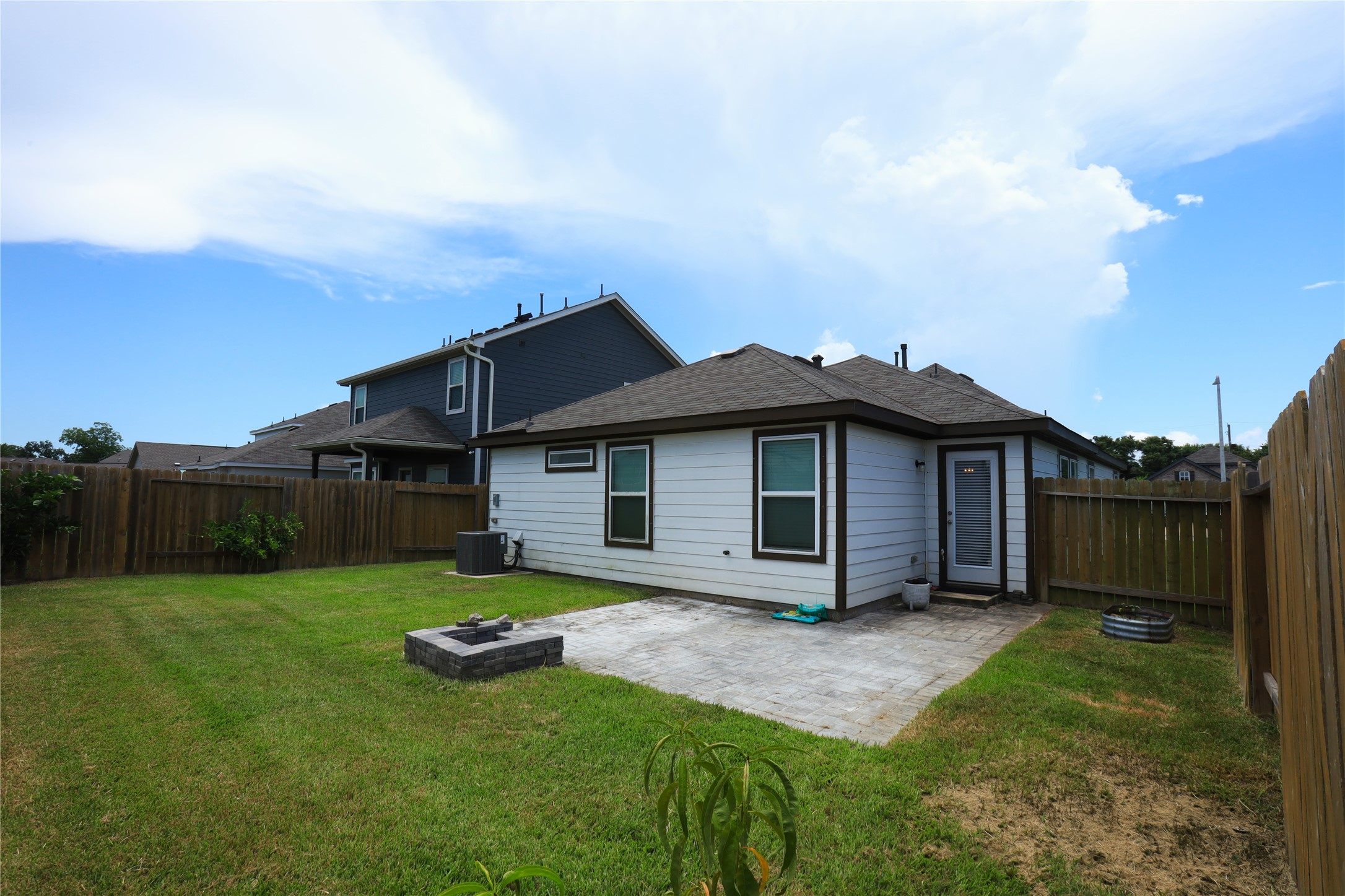 233 Laura Leigh Lane Property Photo 14