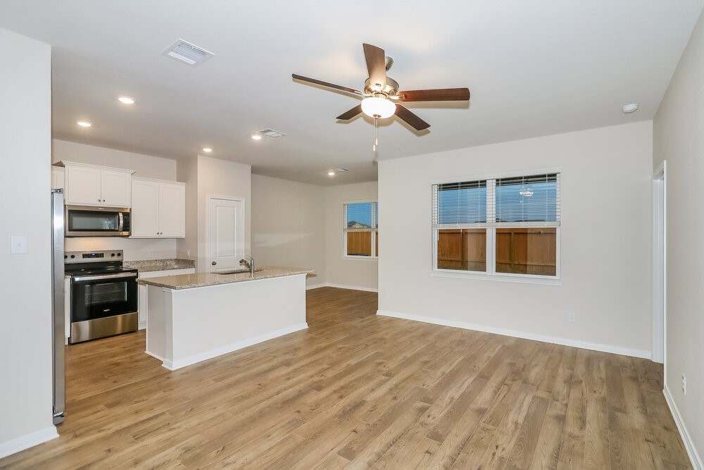 7619 Tipton Meadow Way Property Photo 4