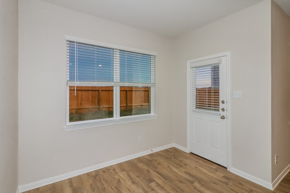 7619 Tipton Meadow Way Property Photo 5