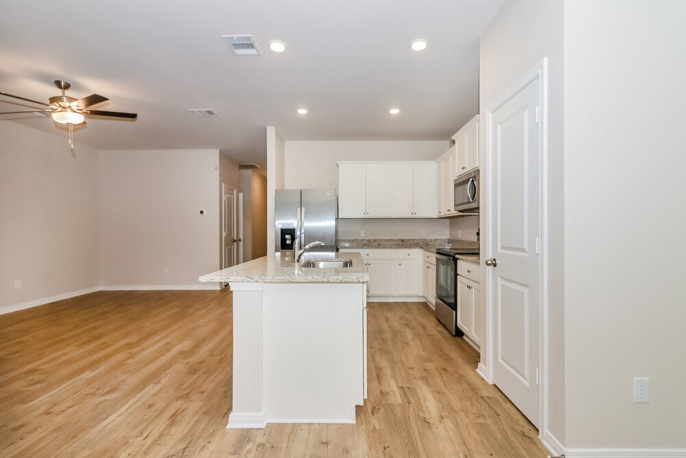 7619 Tipton Meadow Way Property Photo 7