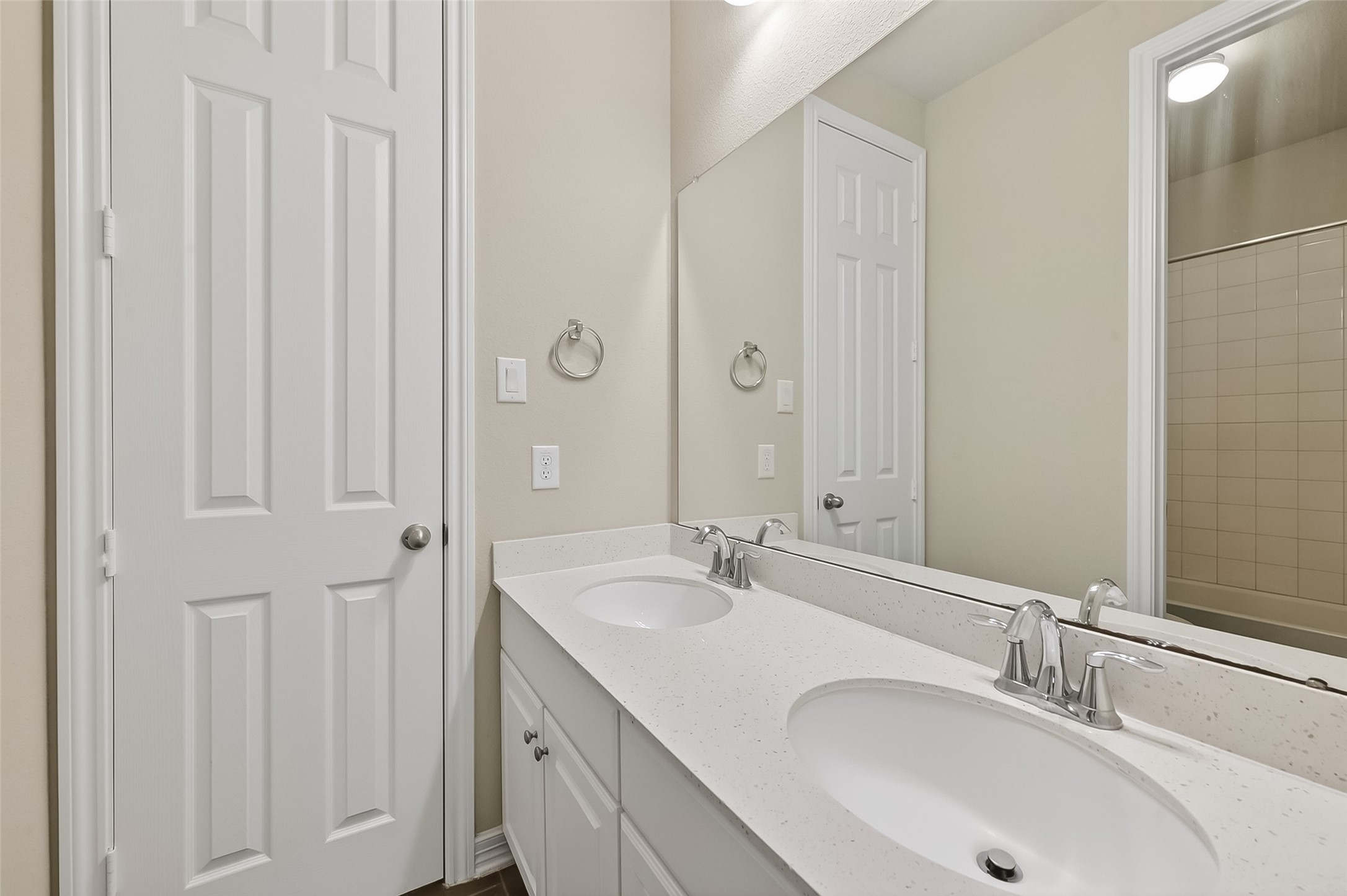 4018 Martin Ridge Drive Property Photo 36