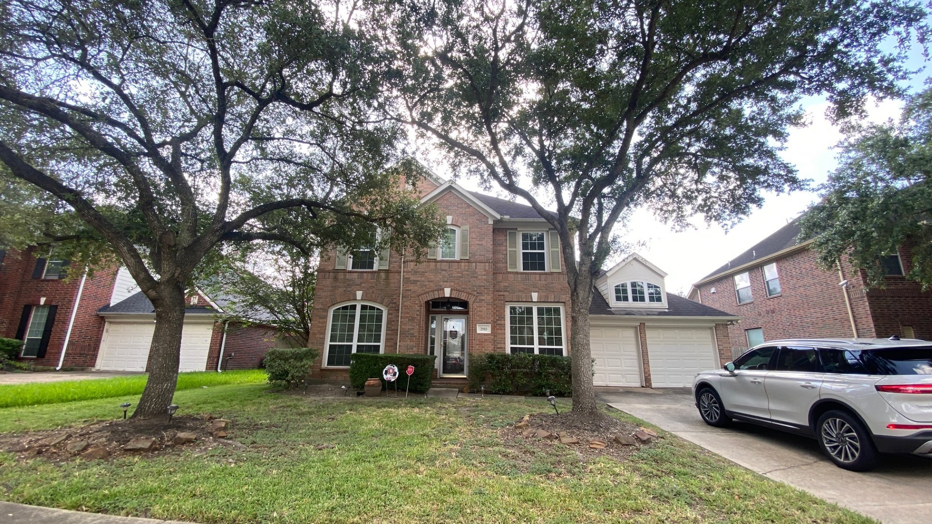 2503 Westerlake Drive Property Photo 2
