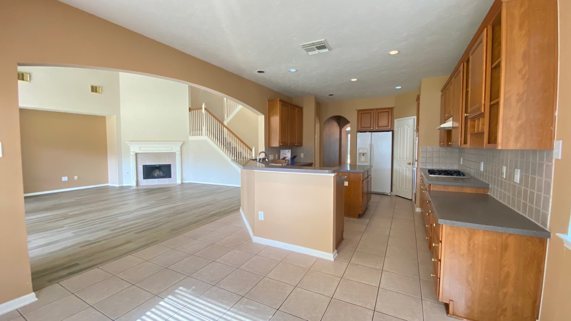 2503 Westerlake Drive Property Photo 9