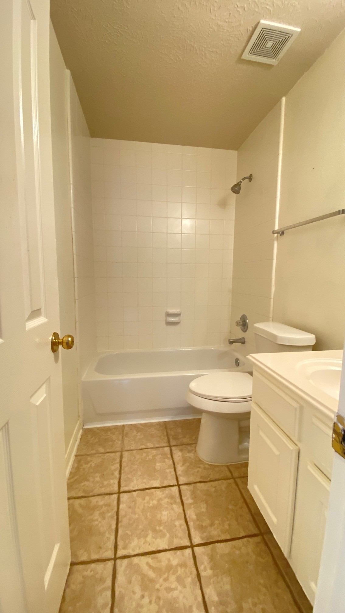 2503 Westerlake Drive Property Photo 19