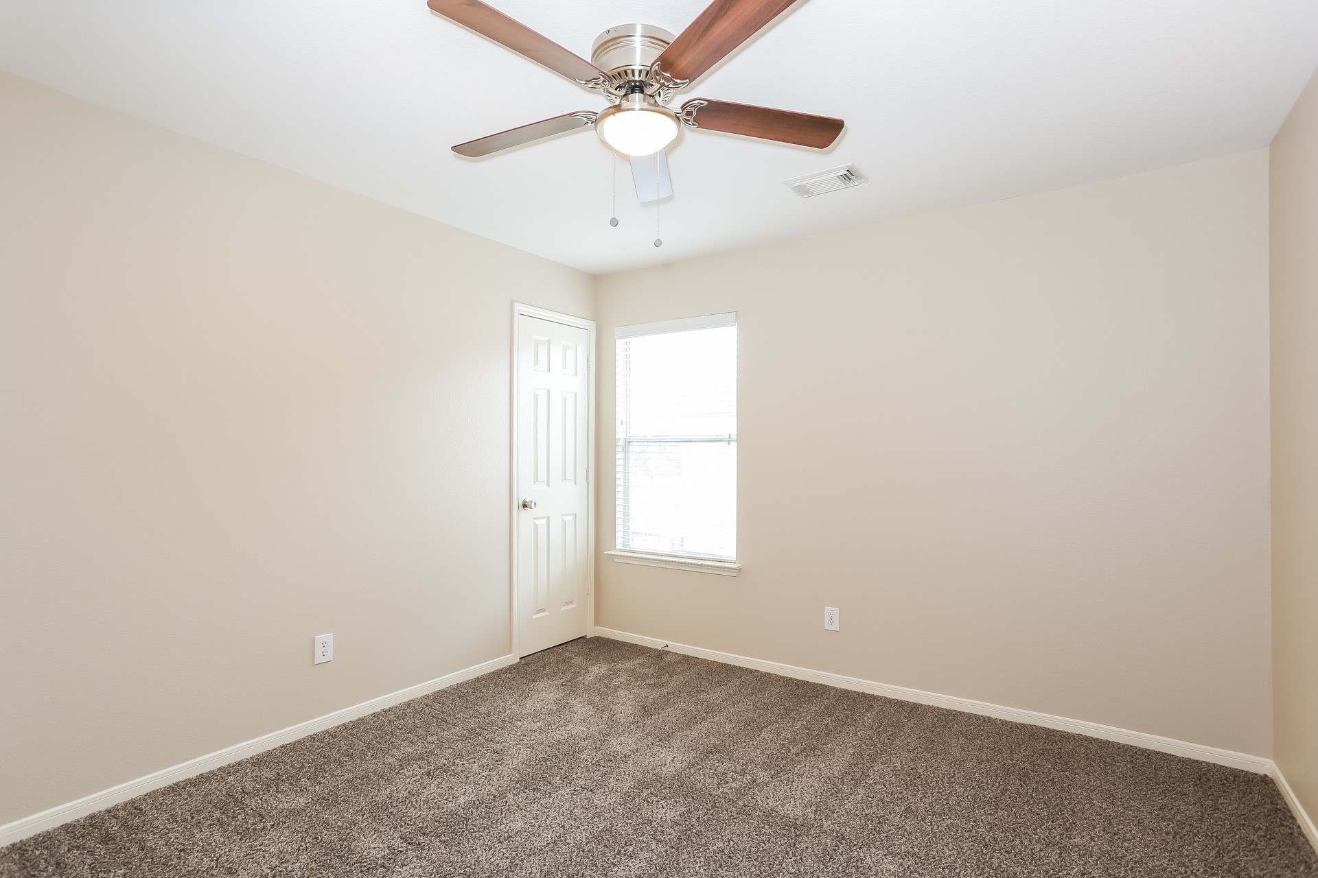 18210 Olive Tree Court Property Photo 10