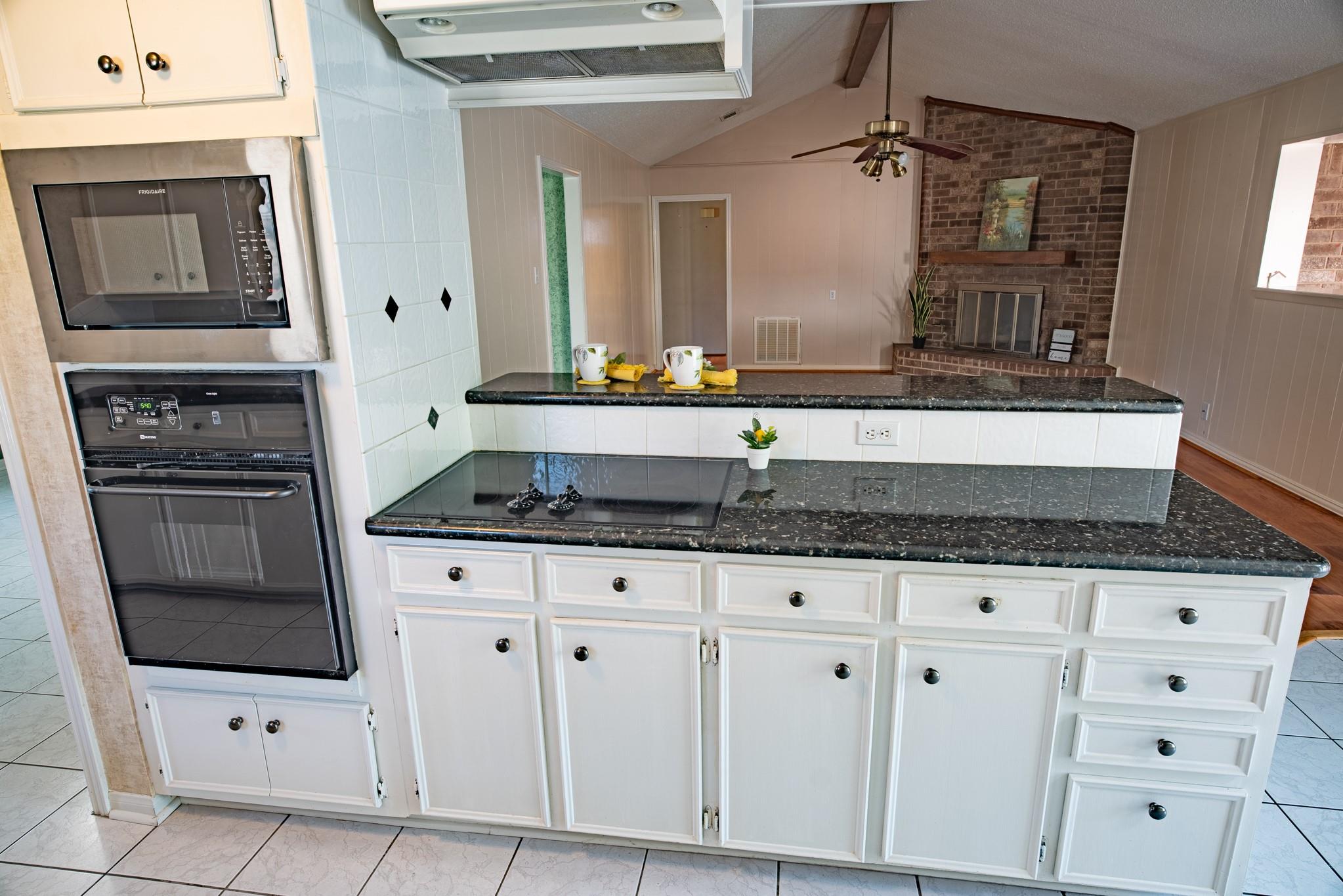 205 Banyan Street Property Photo 11