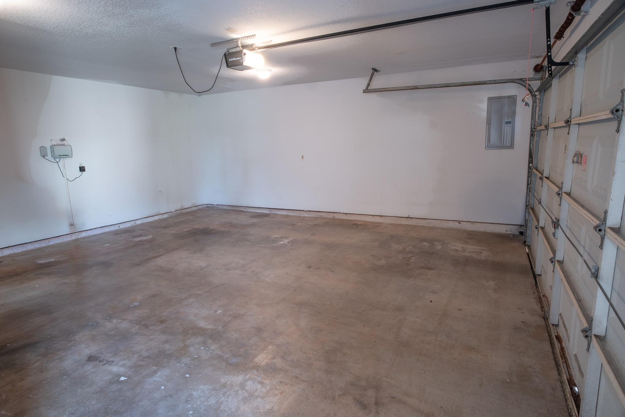 205 Banyan Street Property Photo 46