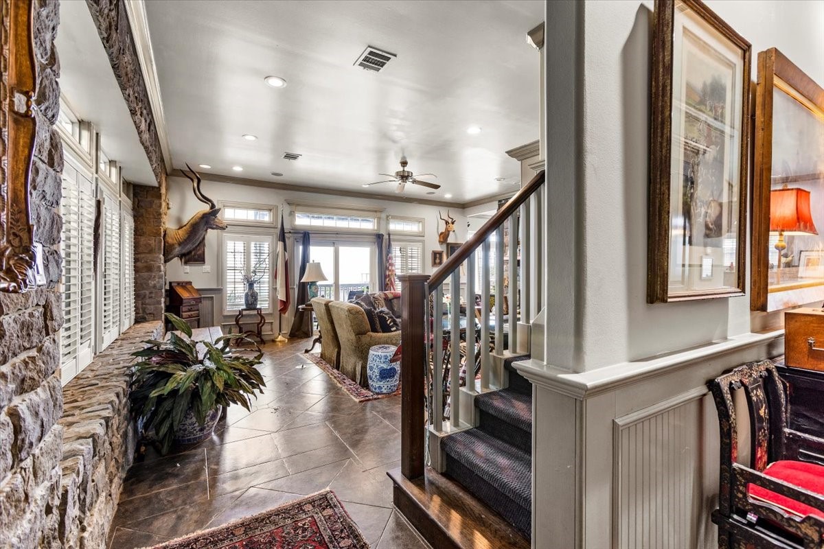 3039 Bayshore Drive Property Photo 8