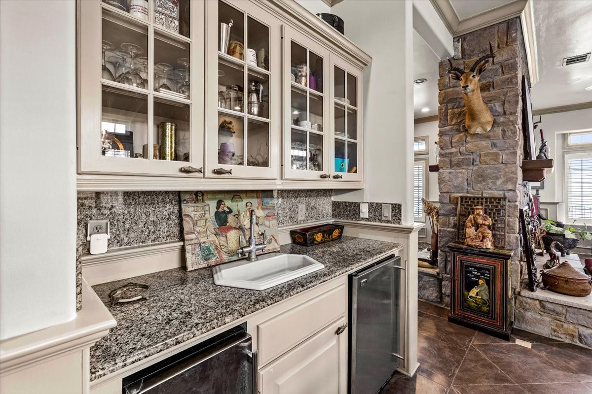 3039 Bayshore Drive Property Photo 17