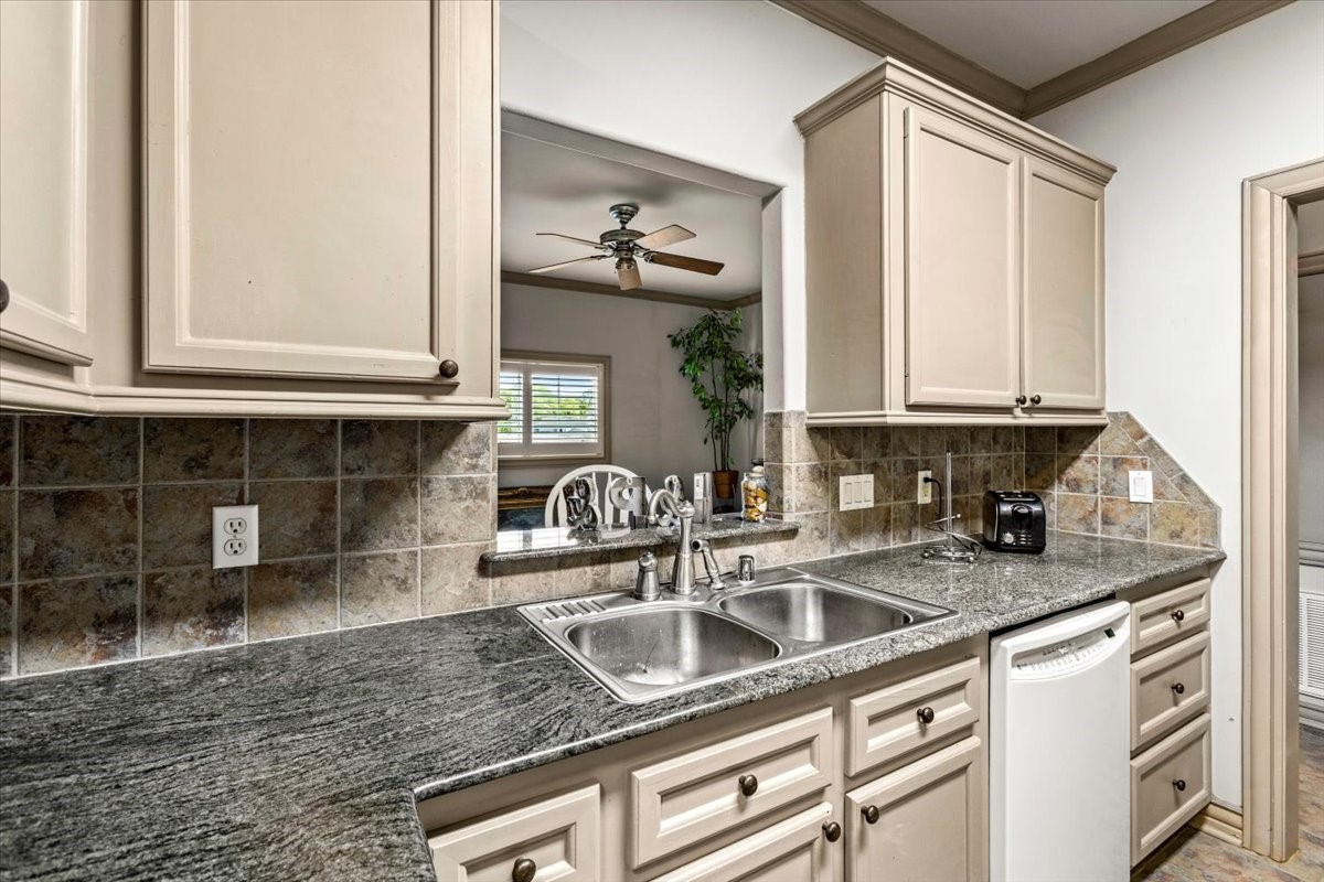 3039 Bayshore Drive Property Photo 42