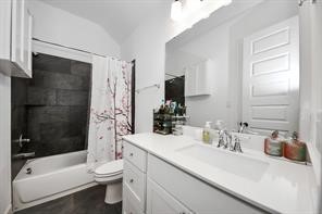 210 West Netleaf Court Property Photo 19