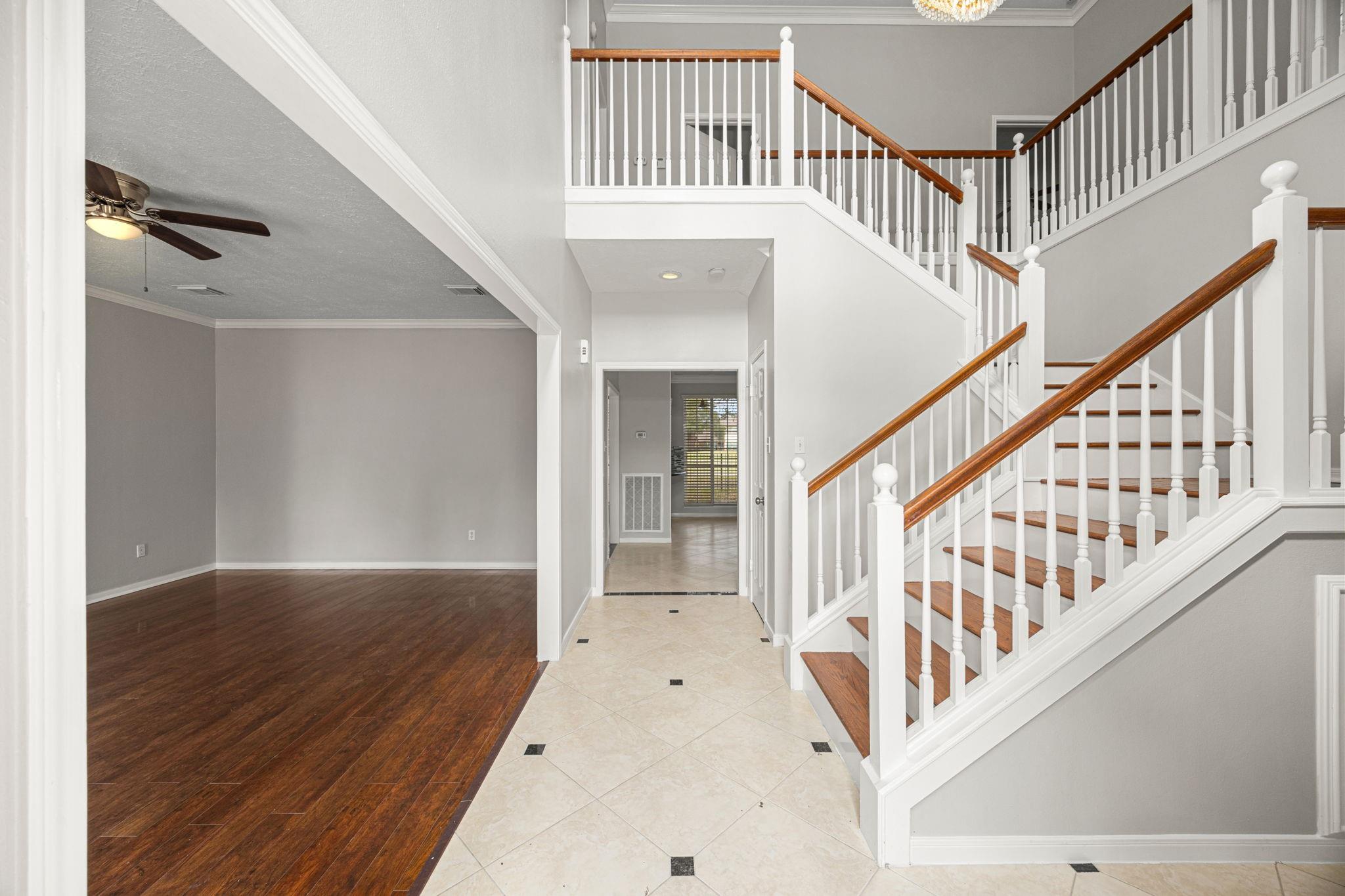 7915 Capri Circle Property Photo 3