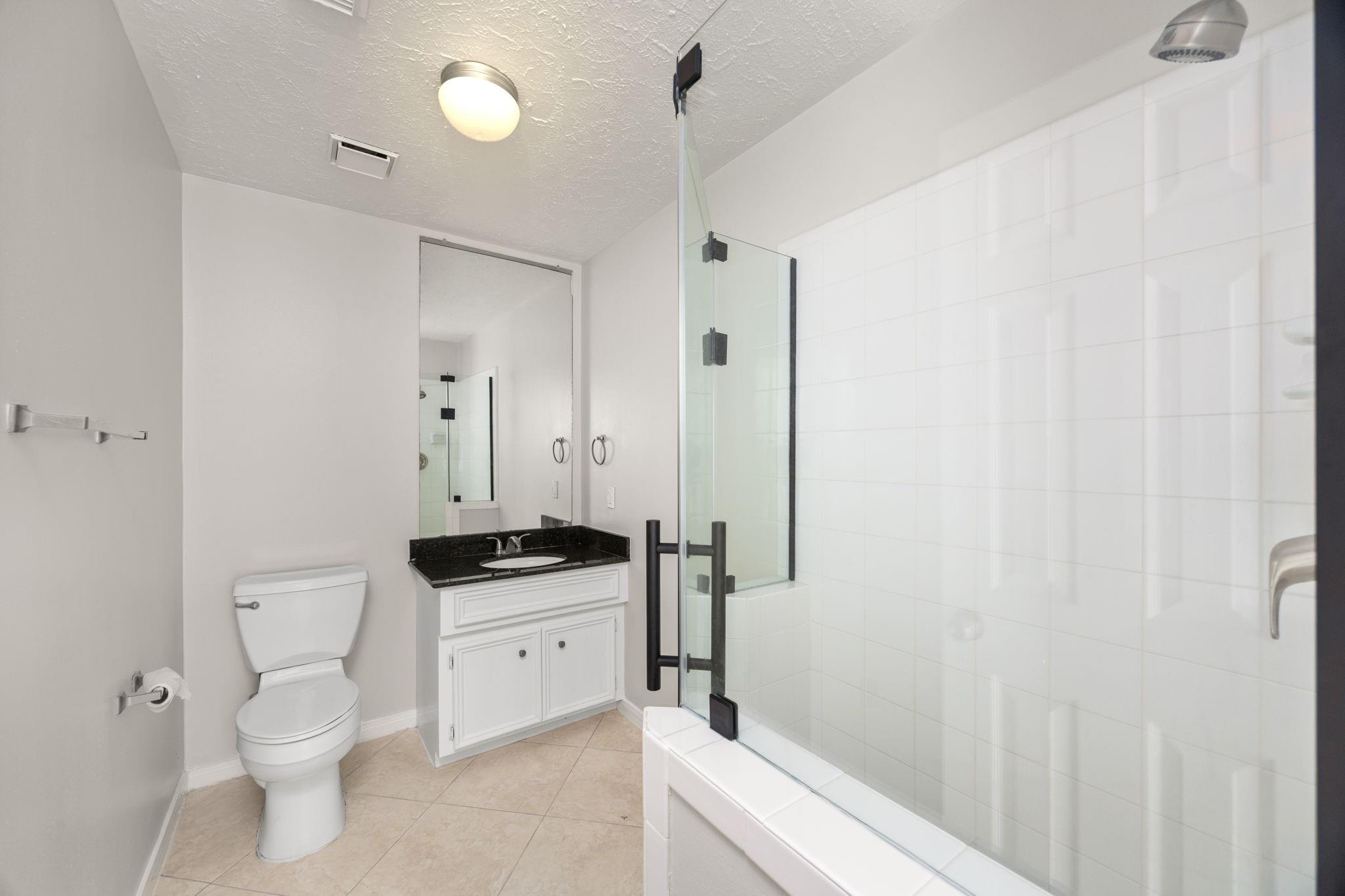 7915 Capri Circle Property Photo 22