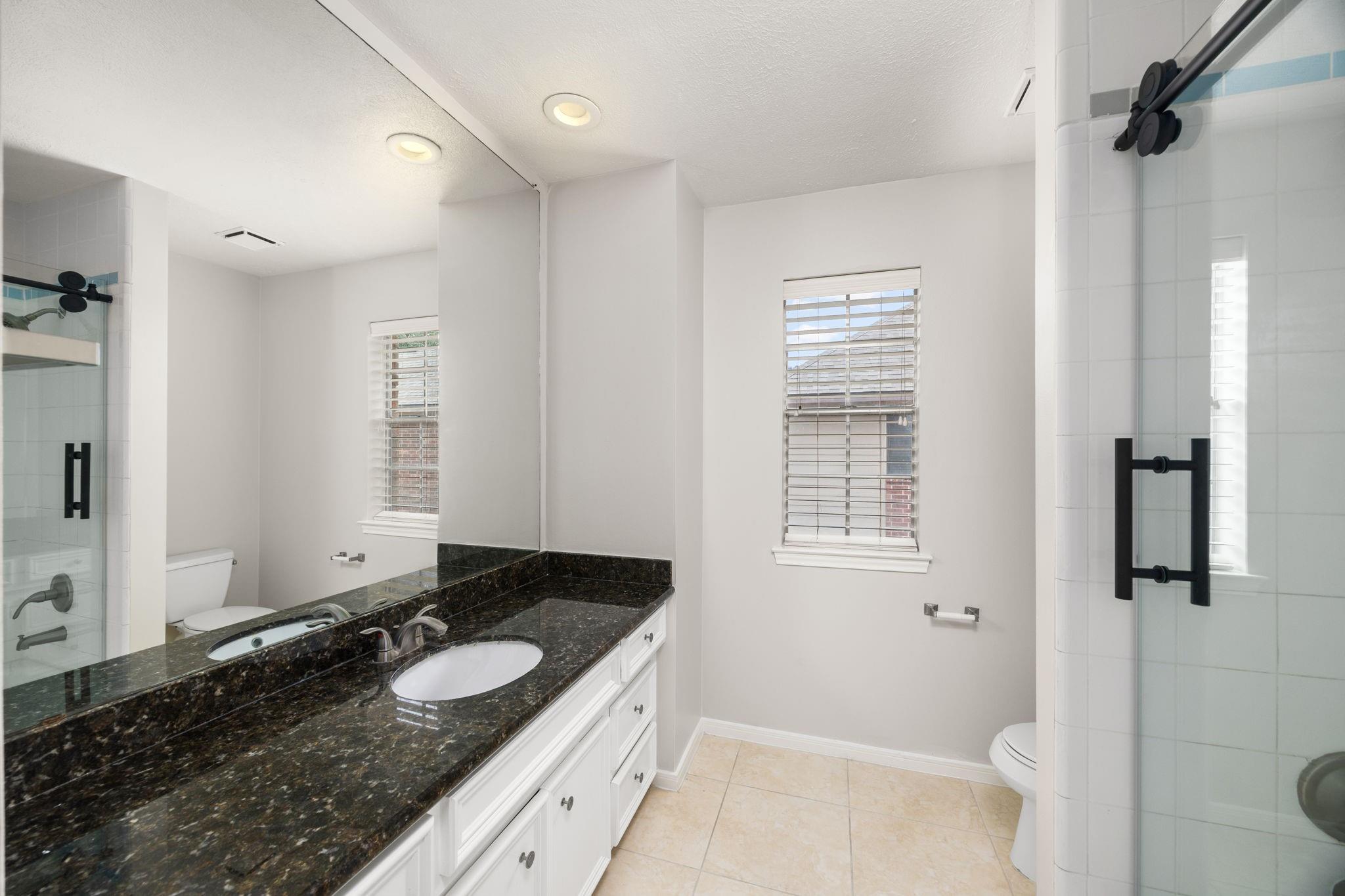 7915 Capri Circle Property Photo 32