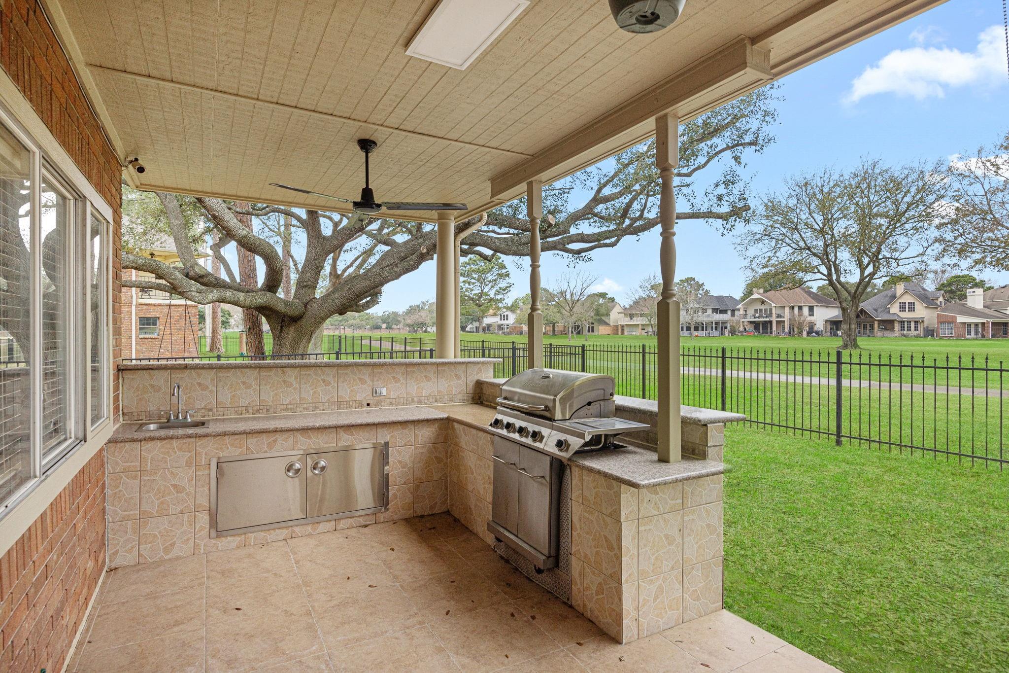 7915 Capri Circle Property Photo 39