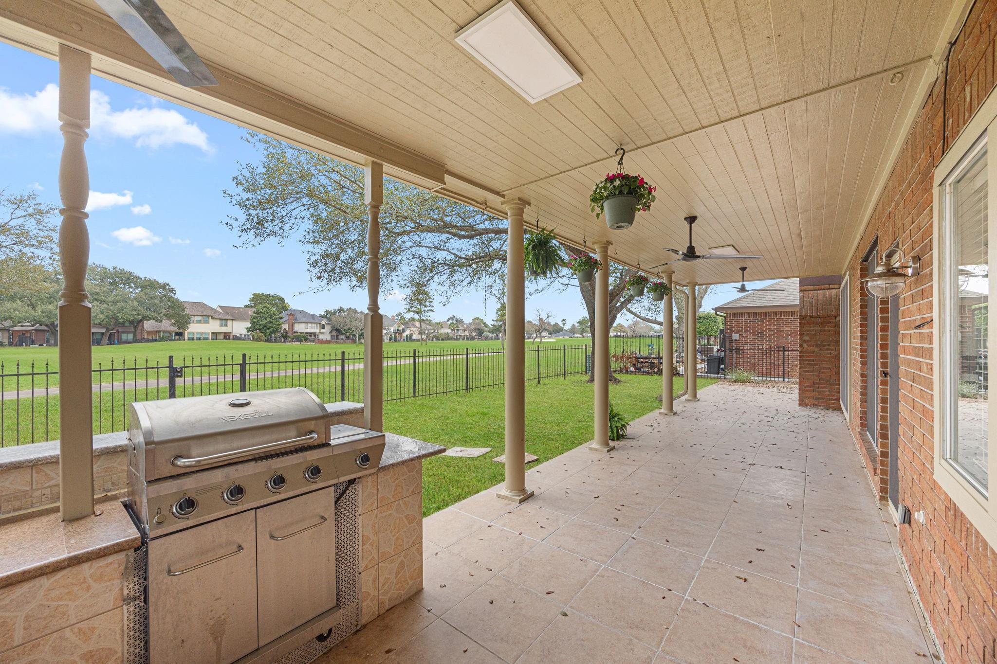 7915 Capri Circle Property Photo 40
