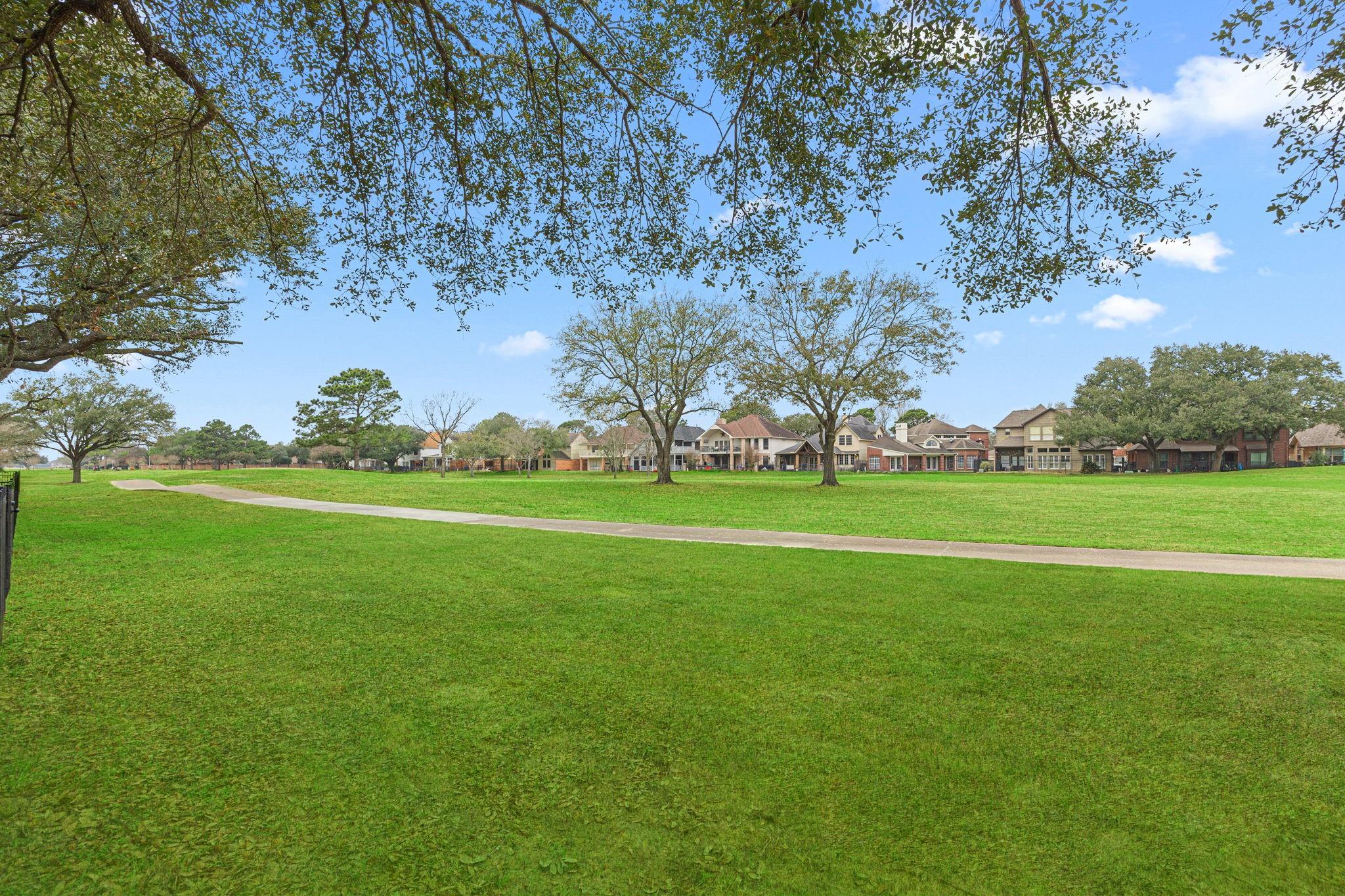 7915 Capri Circle Property Photo 44