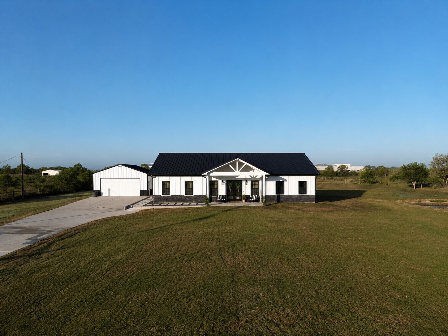 2015 Settlers Court Dr Property Photo 1