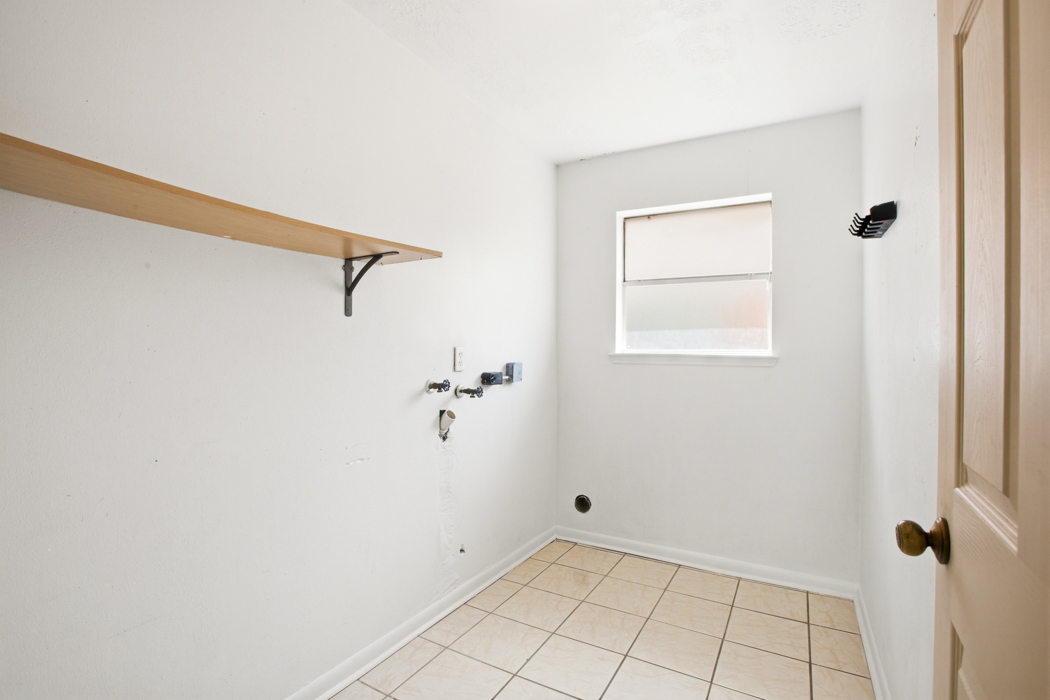 16507 Cairngorm Drive Property Photo 19