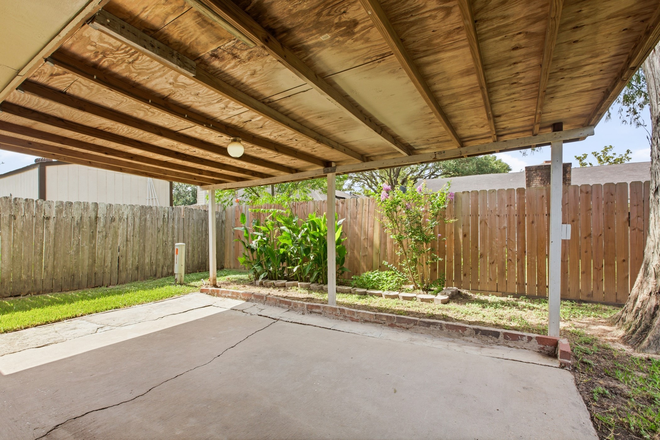 16507 Cairngorm Drive Property Photo 28
