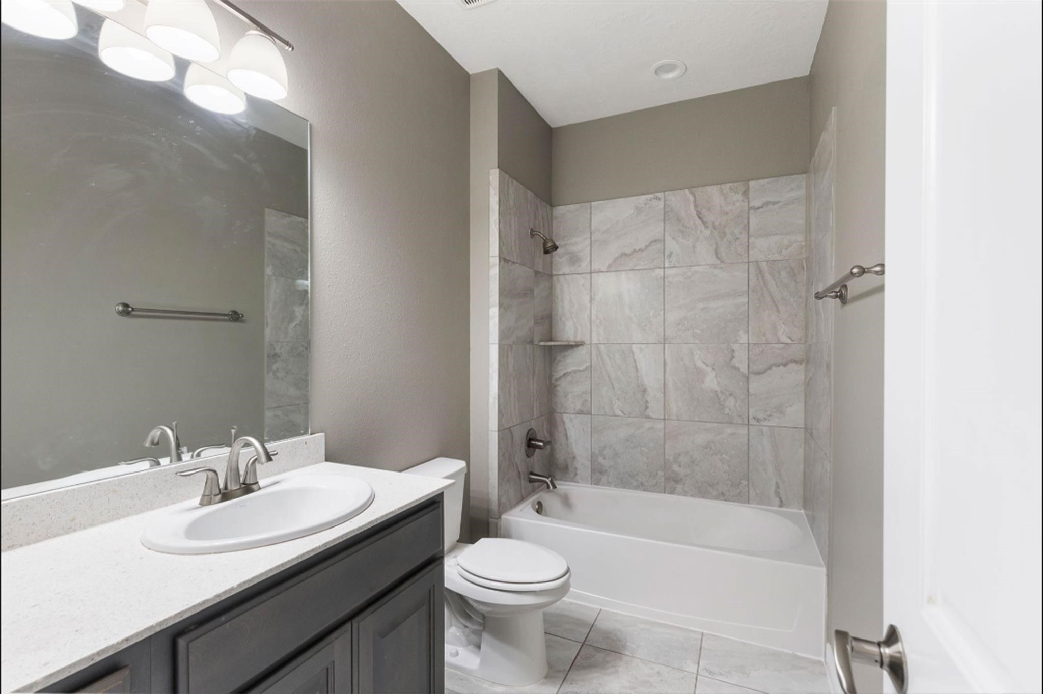 4123 Flagstone Pine Lane Property Photo 5