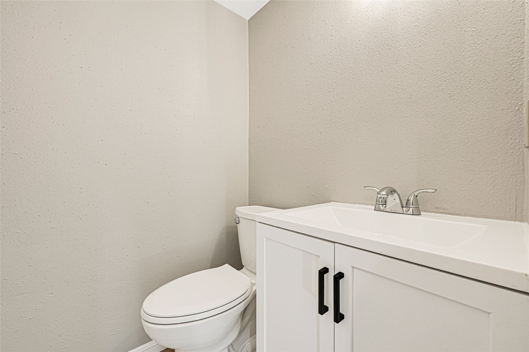 1627 Mabry Mill Road Property Photo 12