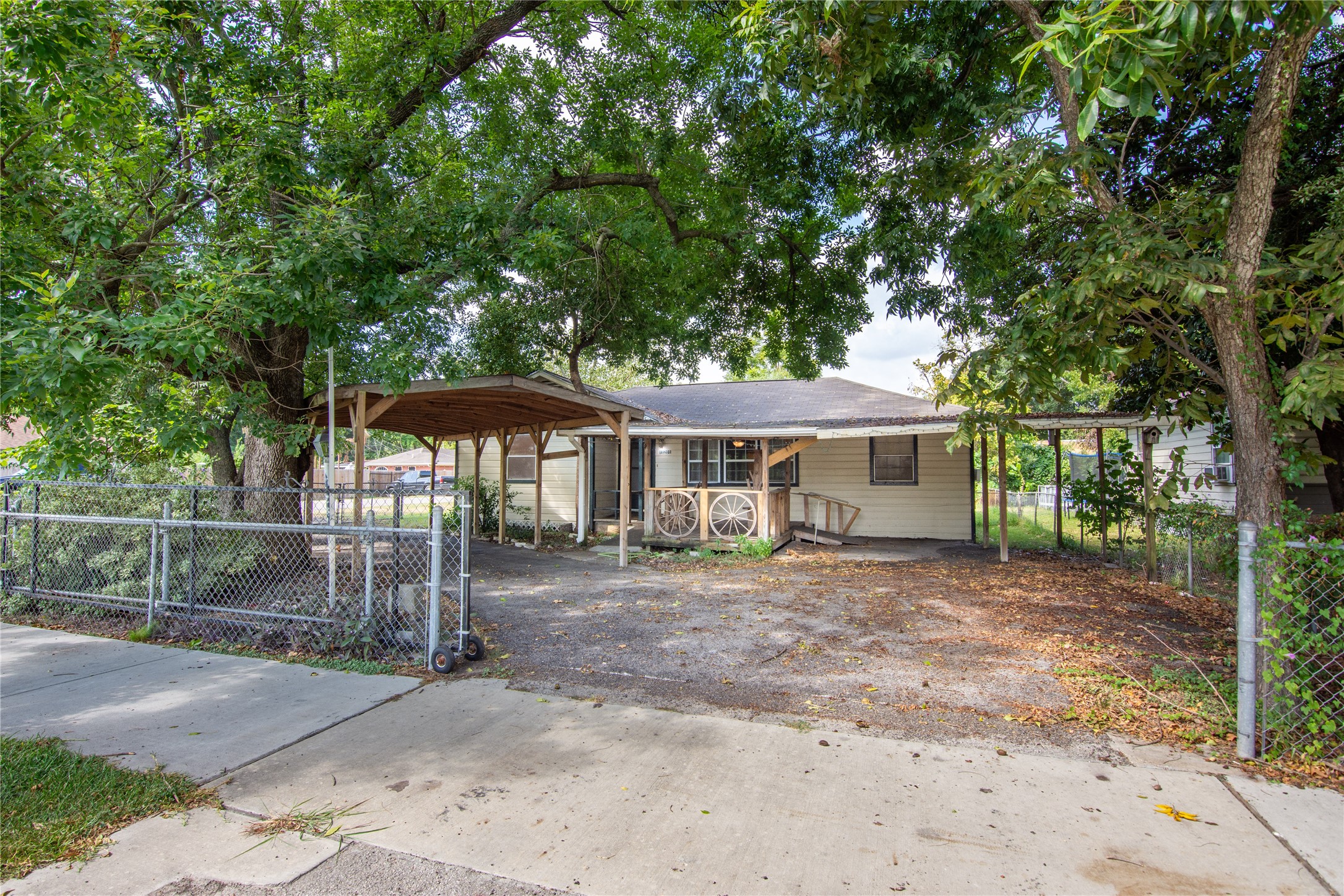 11201 Bentley Street Property Photo 1
