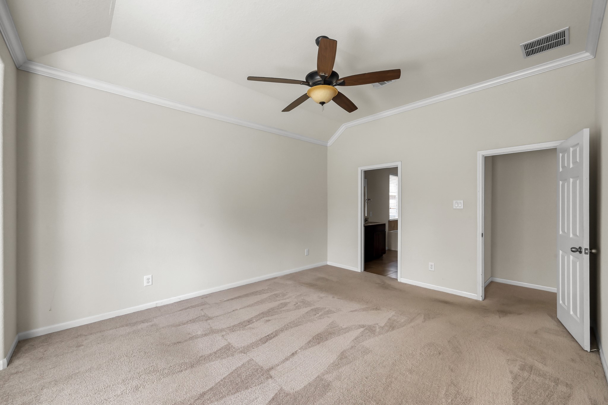 127 Forest Heights Lane Property Photo 12