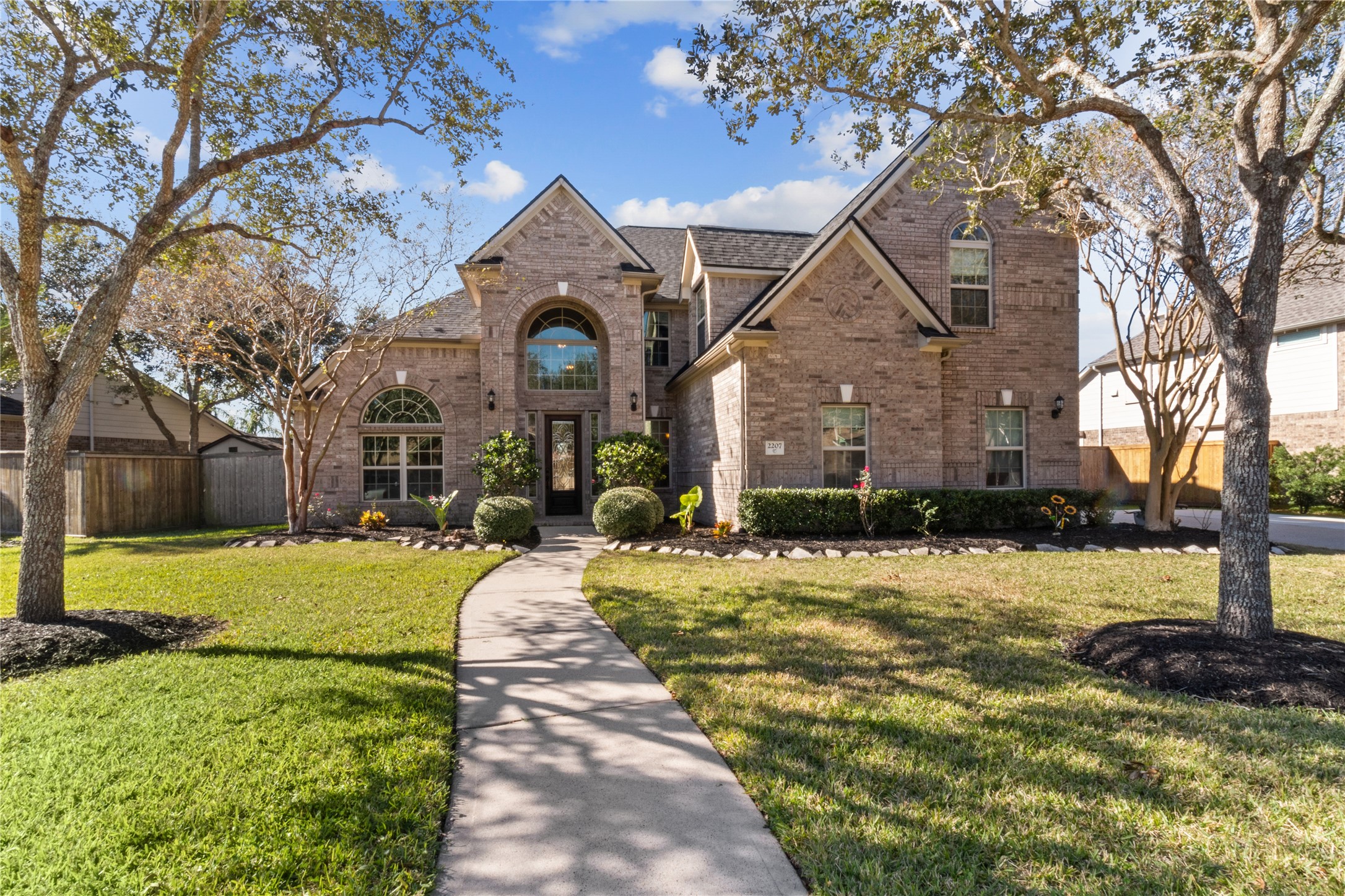 2207 Bayou Cove Lane Property Photo